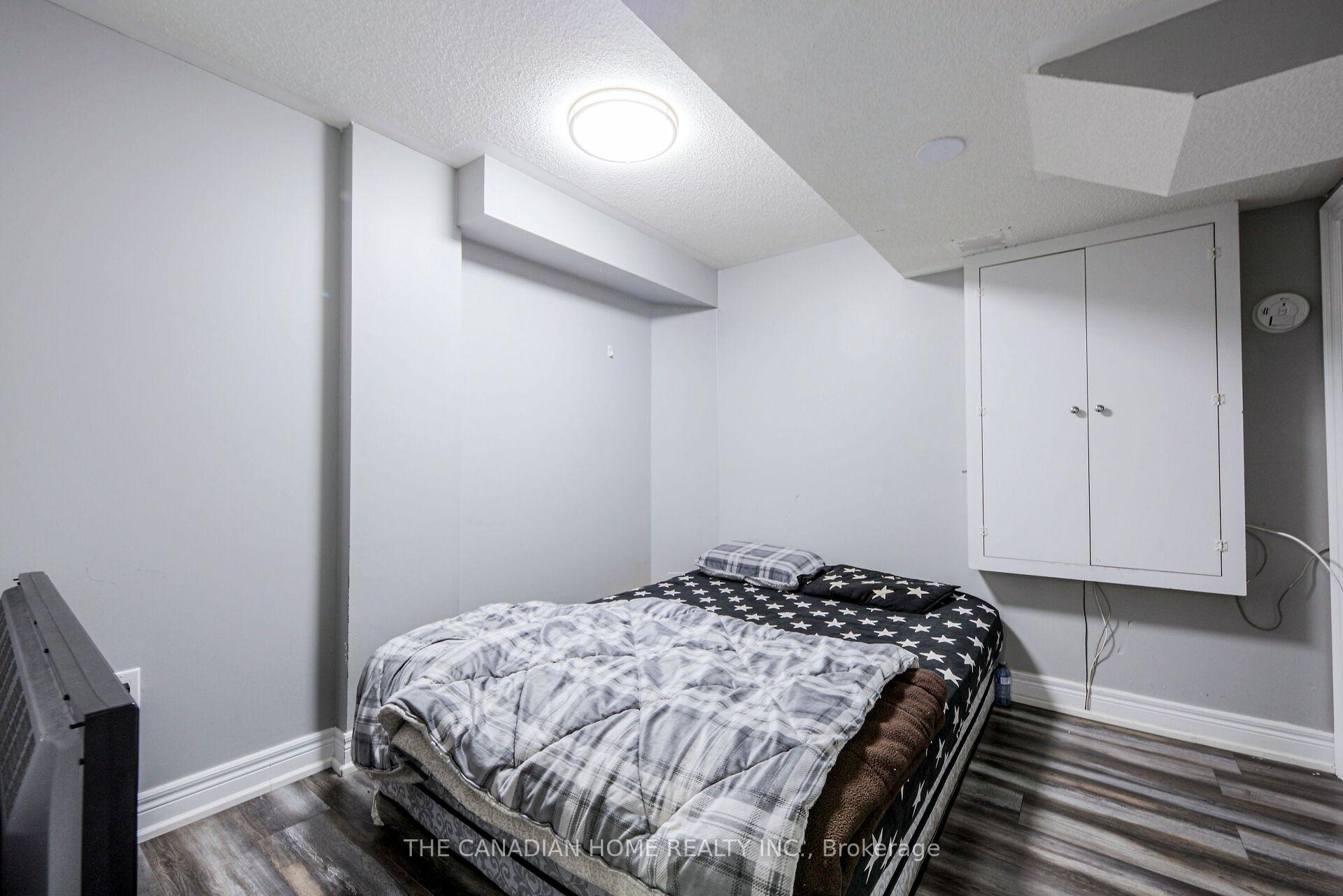 Photo 32 of 35 Ashby Field Road, Brampton, Credit Valley — HOMEH