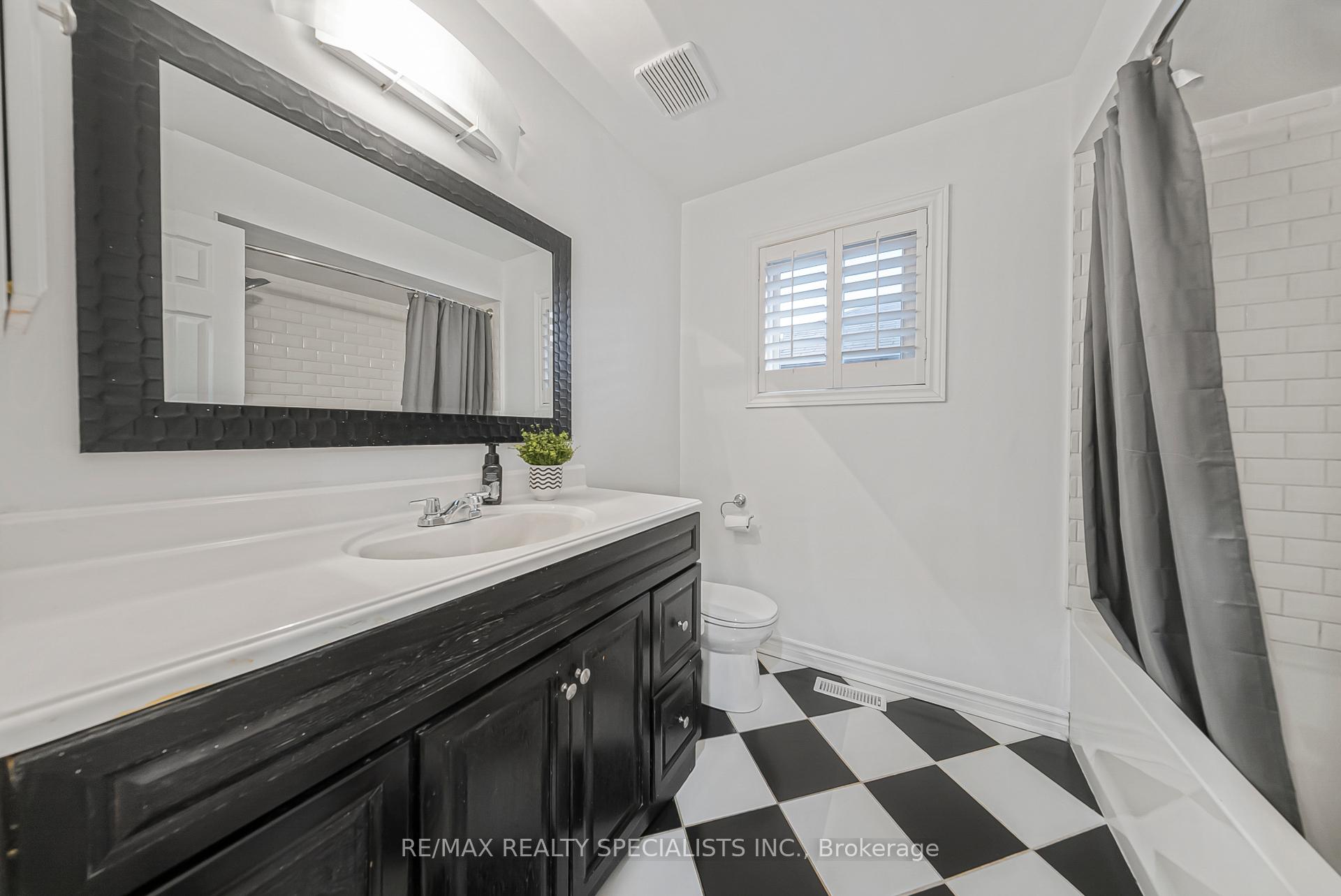 Photo 22 of 47 Whitbread Avenue, Caledon, Bolton East — HOMEH
