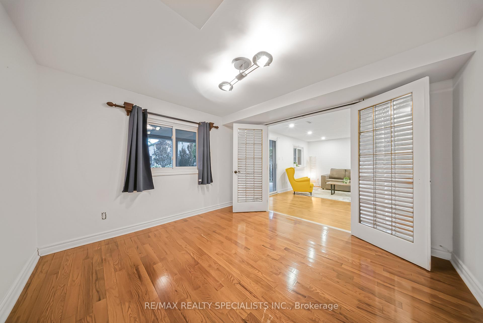 Photo 20 of 47 Whitbread Avenue, Caledon, Bolton East — HOMEH