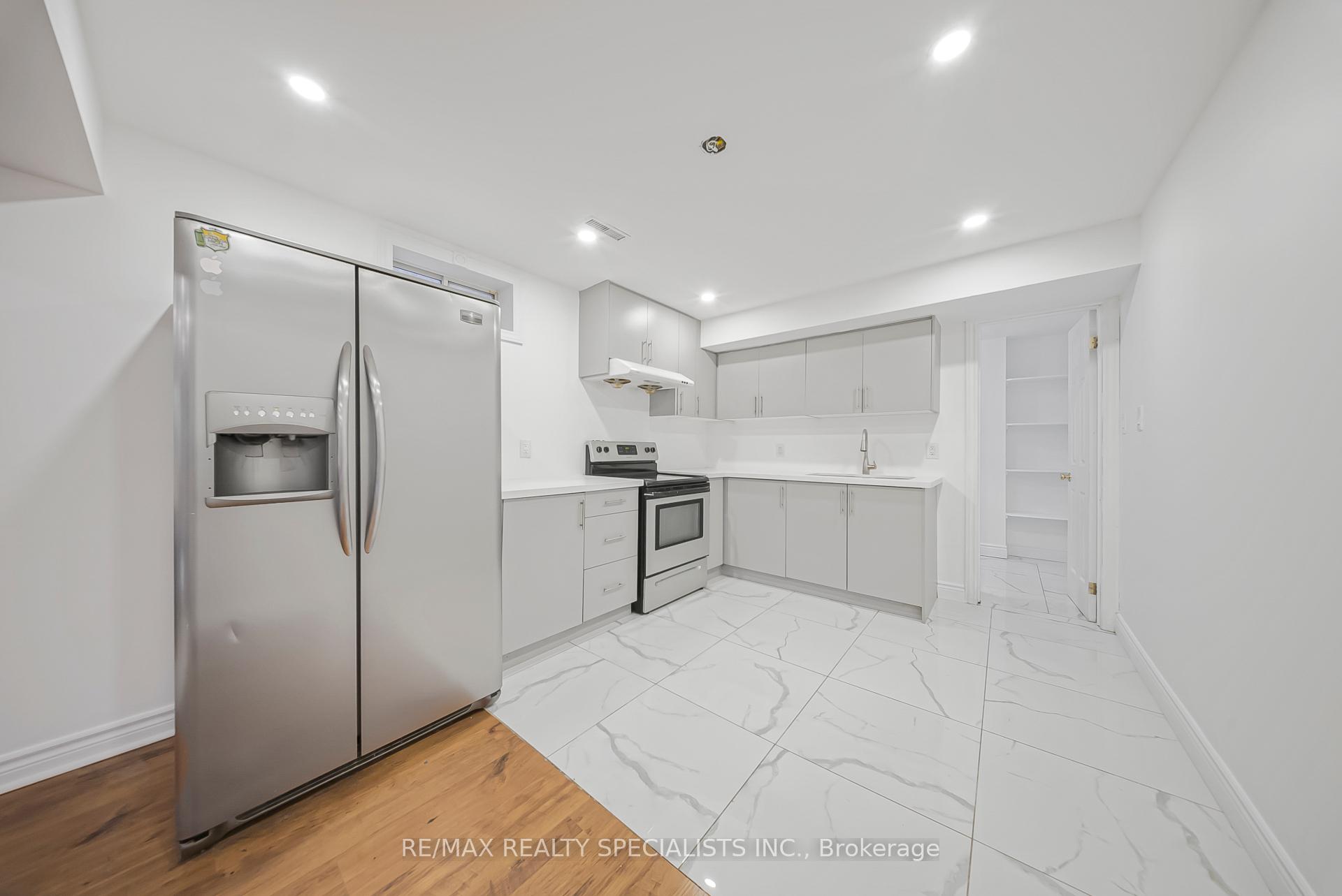 Photo 16 of 47 Whitbread Avenue, Caledon, Bolton East — HOMEH