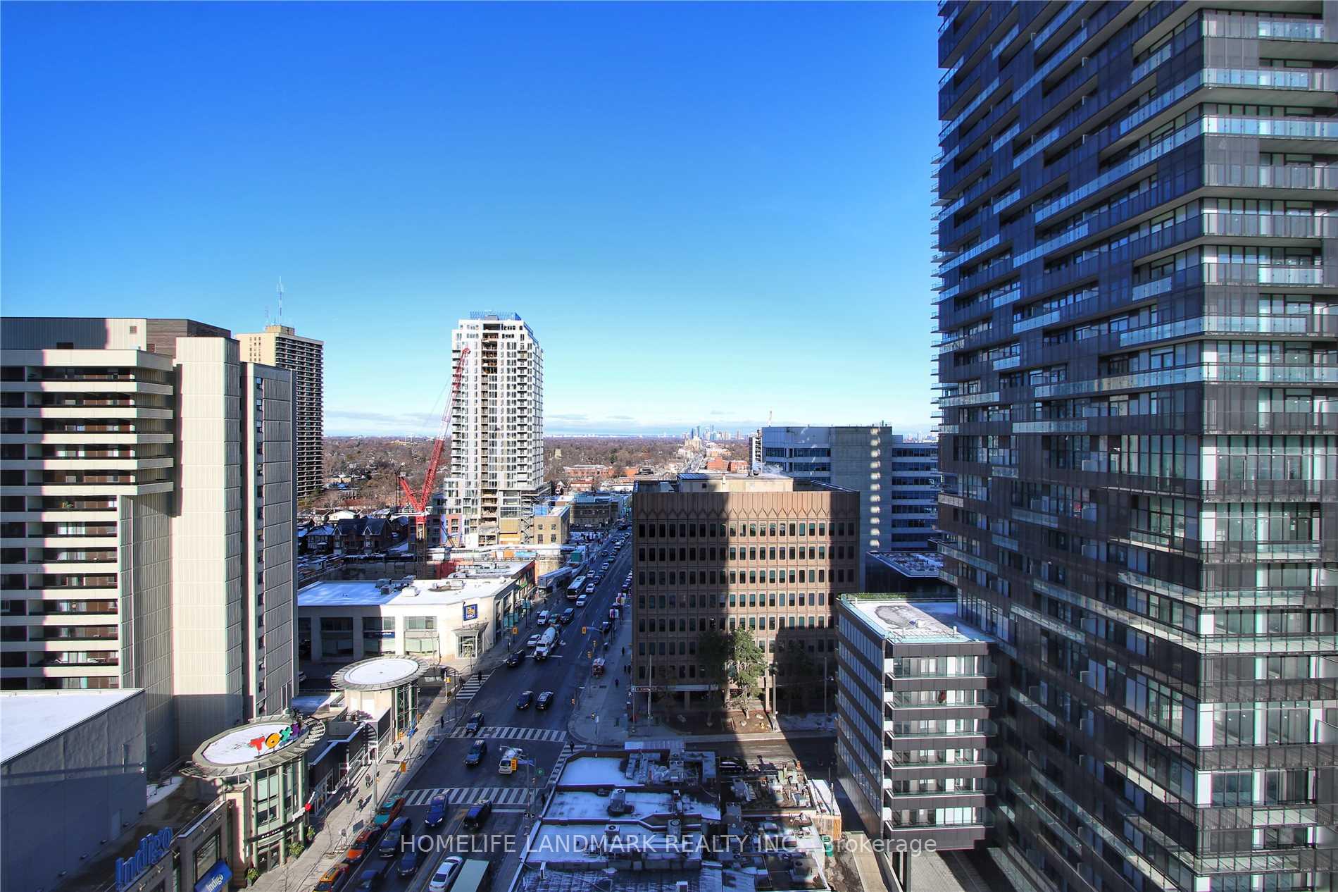 Photo 7 of Unit 1006, 8 Eglinton Avenue E, Toronto, Mount Pleasant West — HOMEH