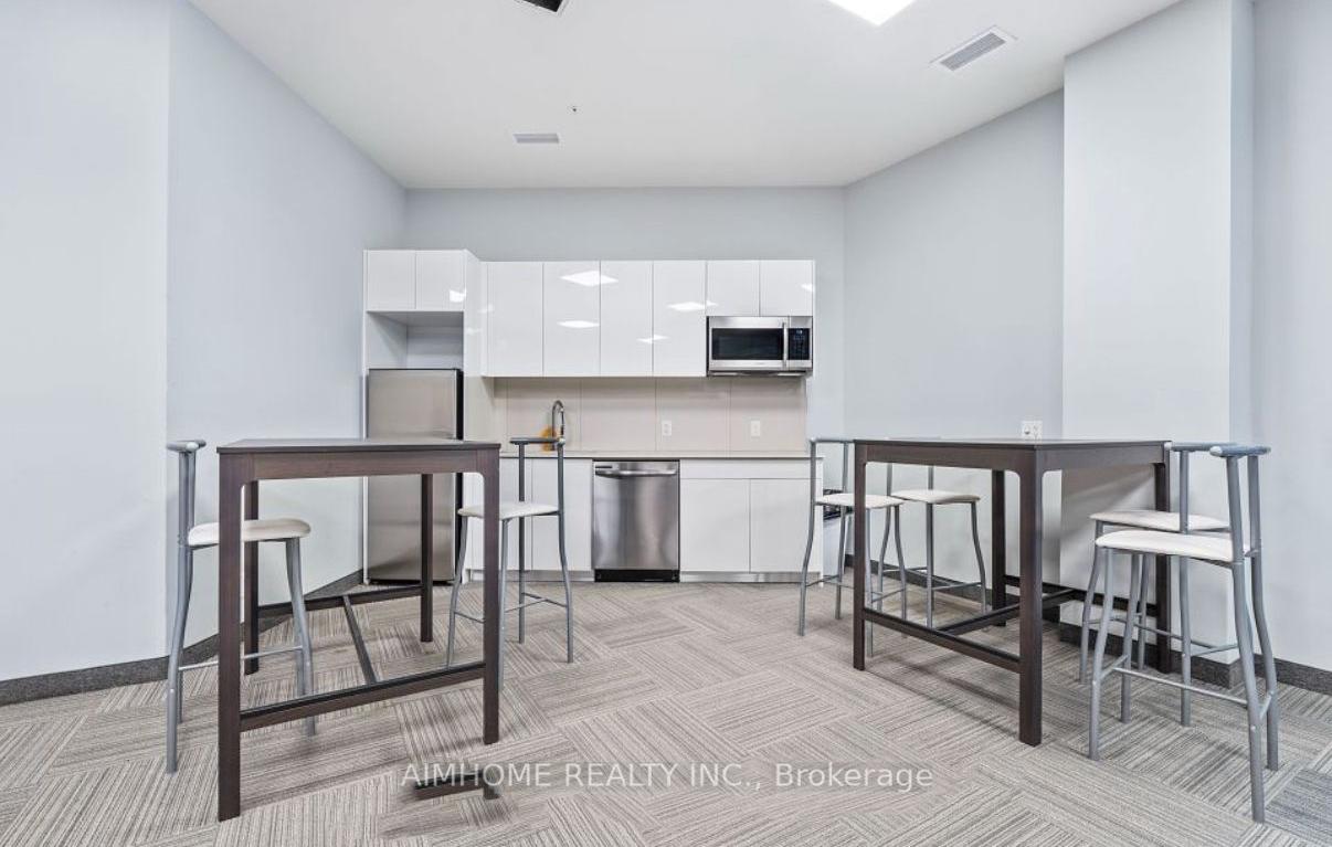 Photo 5 of Unit 210, 652 Princess St Street, Kingston, Central City East — HOMEH