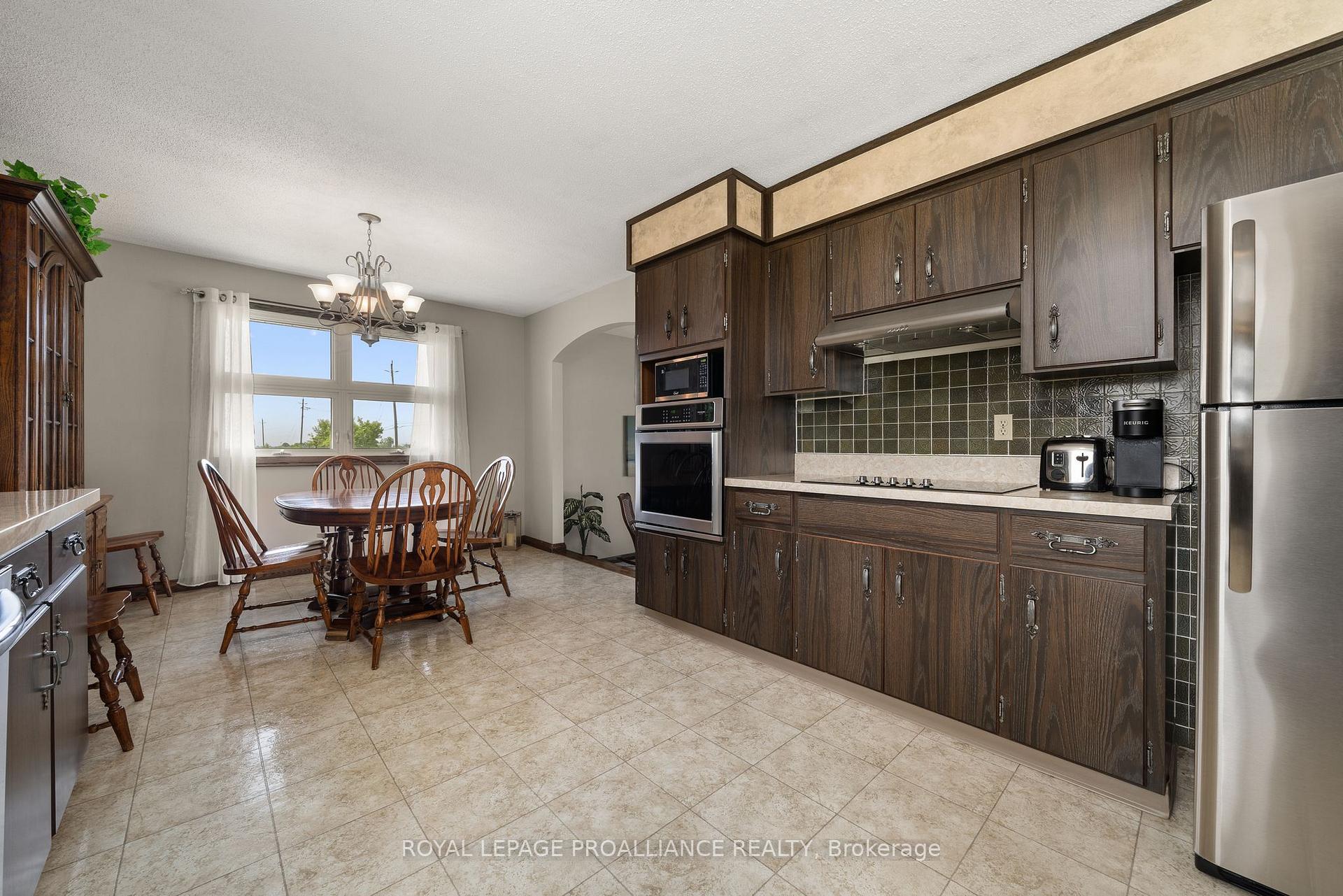 Photo 12 of 6864 Highway 62, Belleville, Belleville Ward — HOMEH
