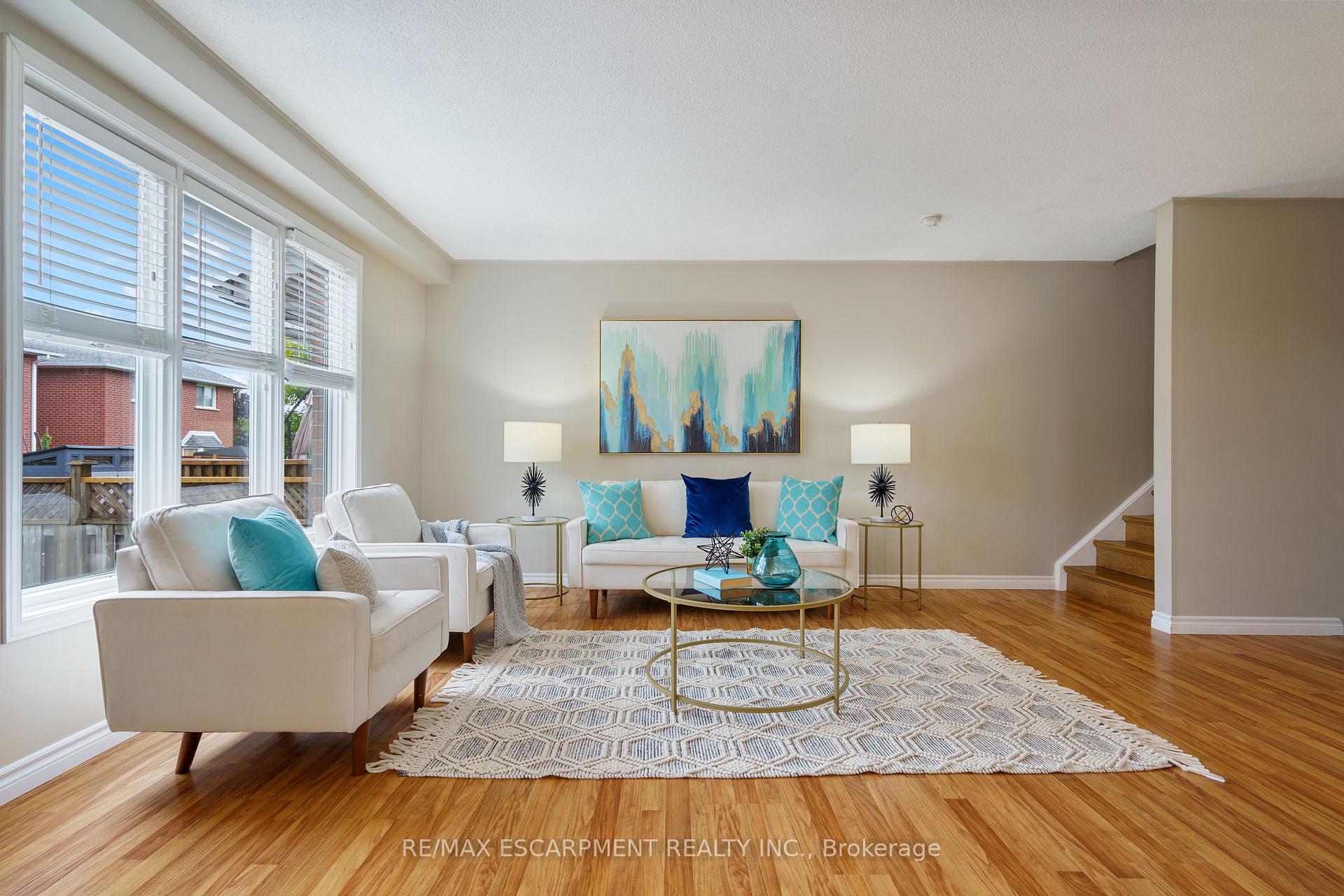Photo 8 of 85 Chelsea Crescent, Hamilton, Stoney Creek — HOMEH