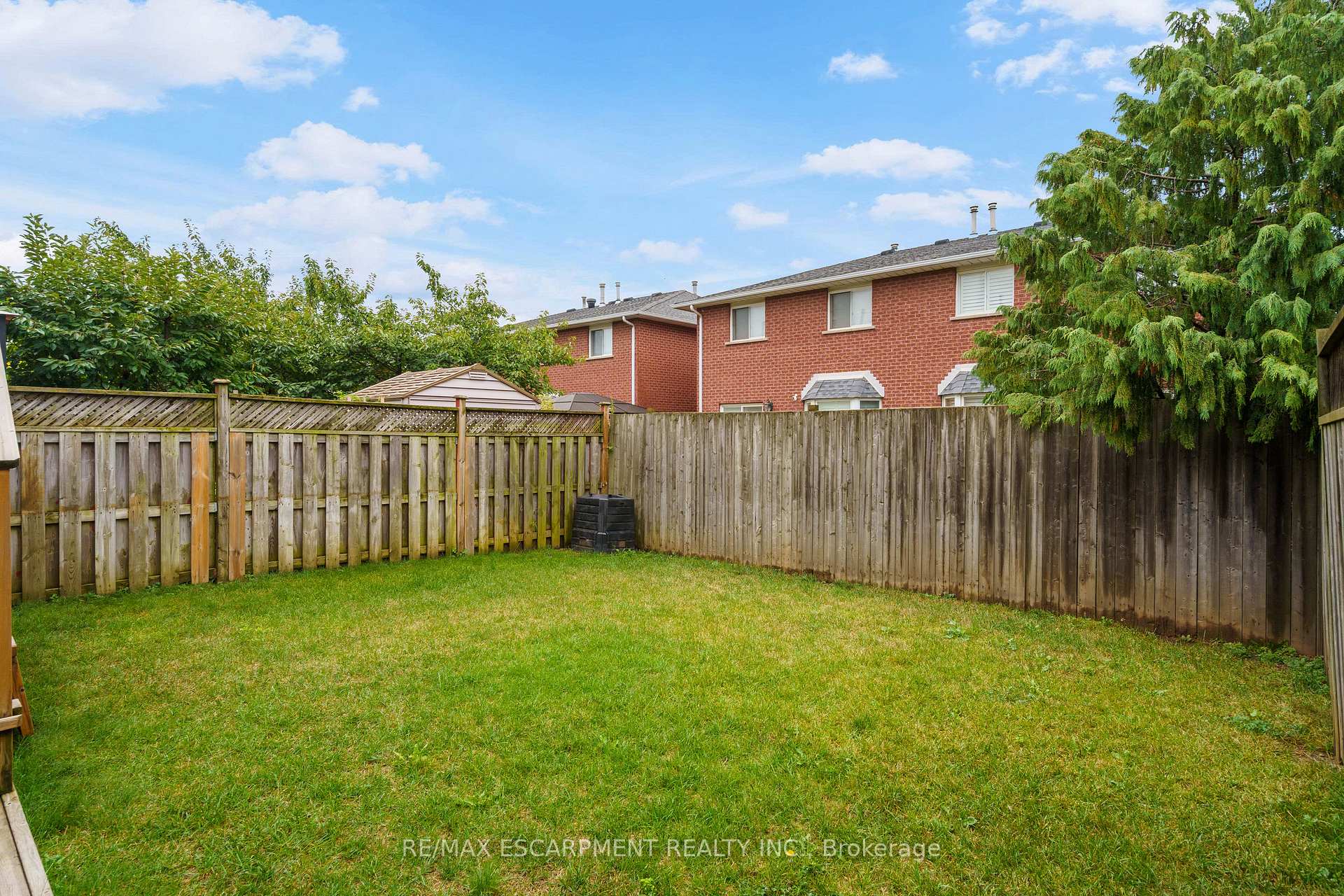 Photo 19 of 85 Chelsea Crescent, Hamilton, Stoney Creek — HOMEH