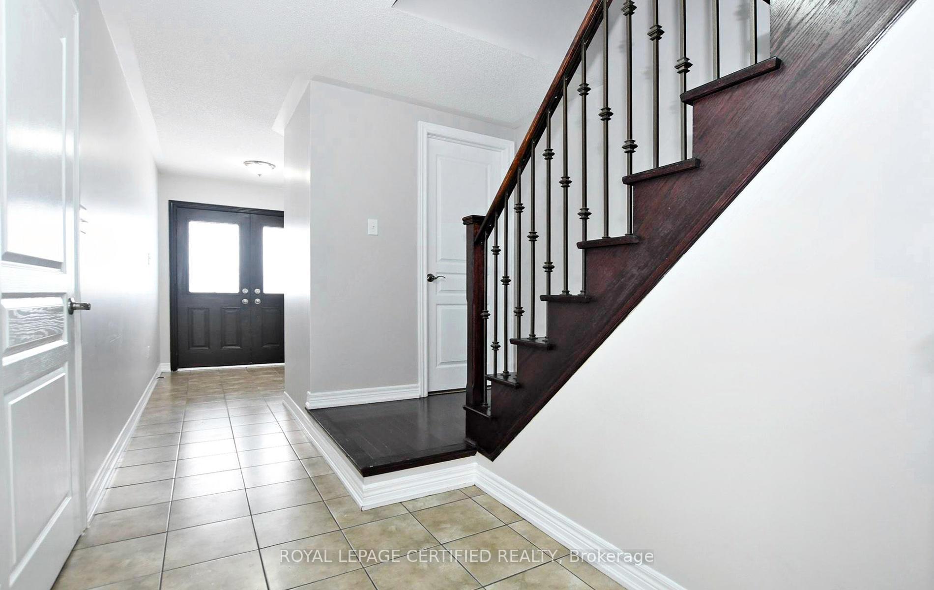 Photo 10 of Unit Main & 2nd Floor, 72 Black Maple Crescent, Vaughan, Patterson — HOMEH