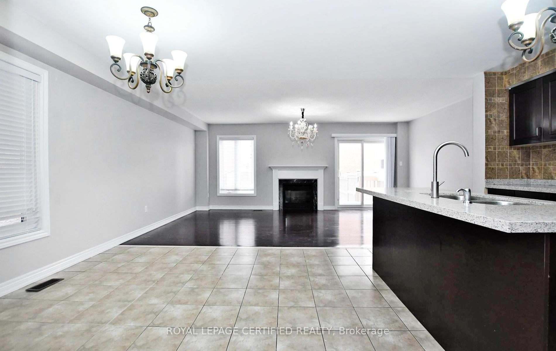 Photo 5 of Unit Main & 2nd Floor, 72 Black Maple Crescent, Vaughan, Patterson — HOMEH