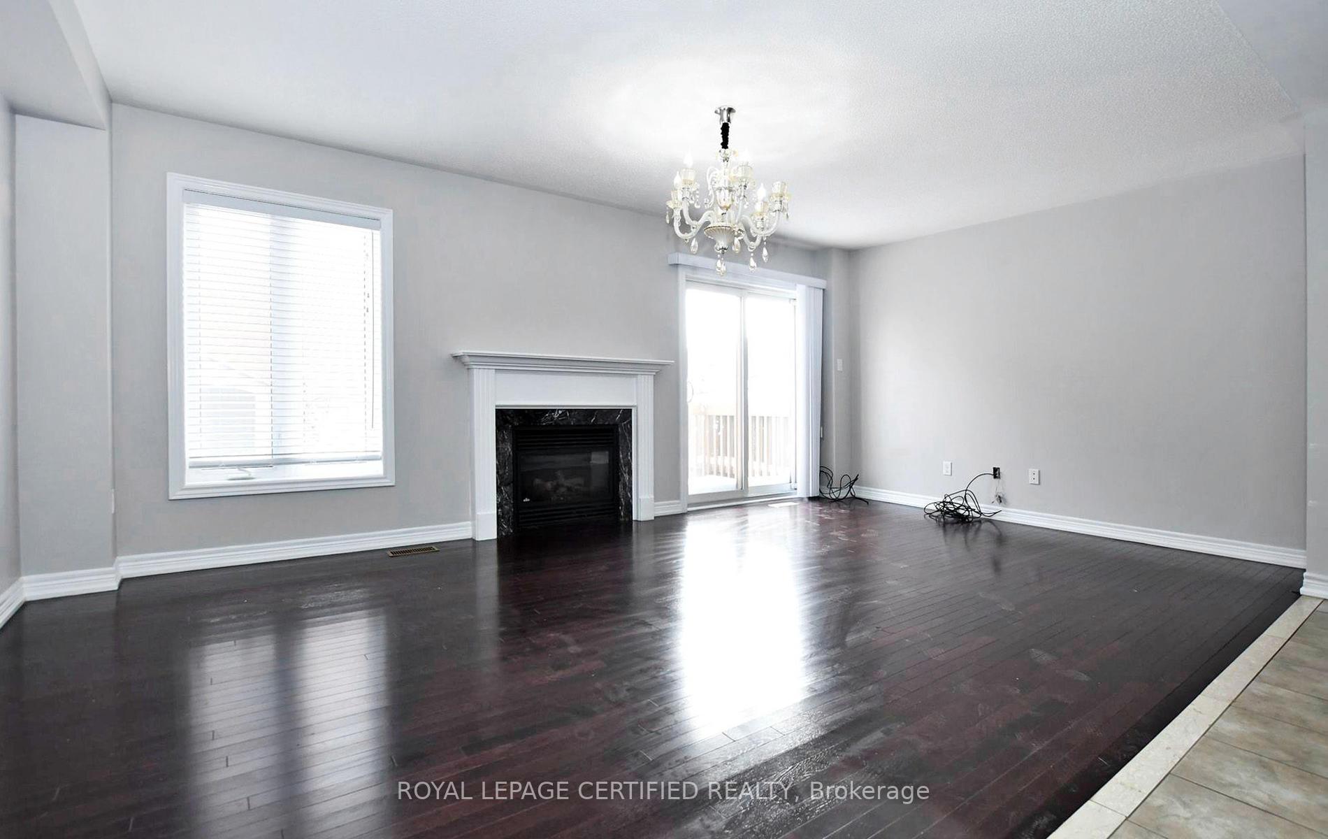 Photo 7 of Unit Main & 2nd Floor, 72 Black Maple Crescent, Vaughan, Patterson — HOMEH