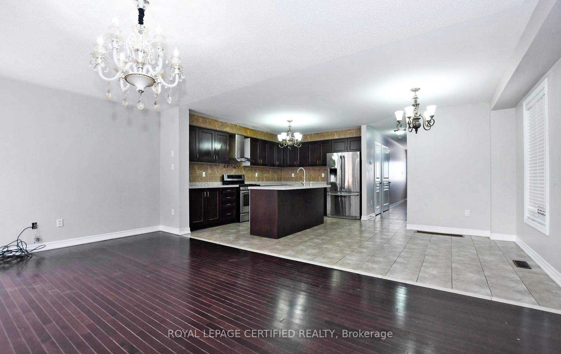 Photo 3 of Unit Main & 2nd Floor, 72 Black Maple Crescent, Vaughan, Patterson — HOMEH