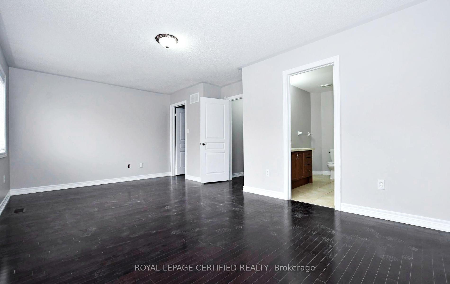 Photo 14 of Unit Main & 2nd Floor, 72 Black Maple Crescent, Vaughan, Patterson — HOMEH