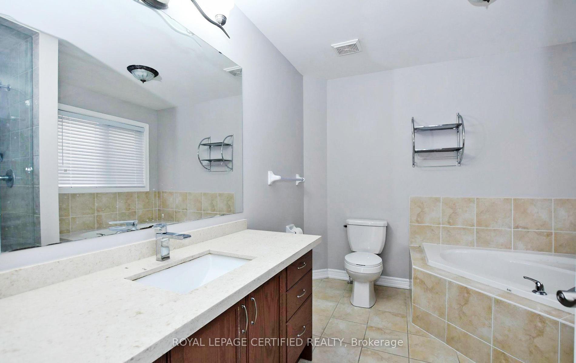 Photo 12 of Unit Main & 2nd Floor, 72 Black Maple Crescent, Vaughan, Patterson — HOMEH