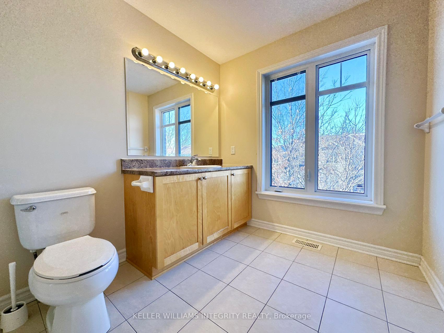 Photo 13 of 50 Madelon Drive, Ottawa, Barrhaven - Longfields — HOMEH