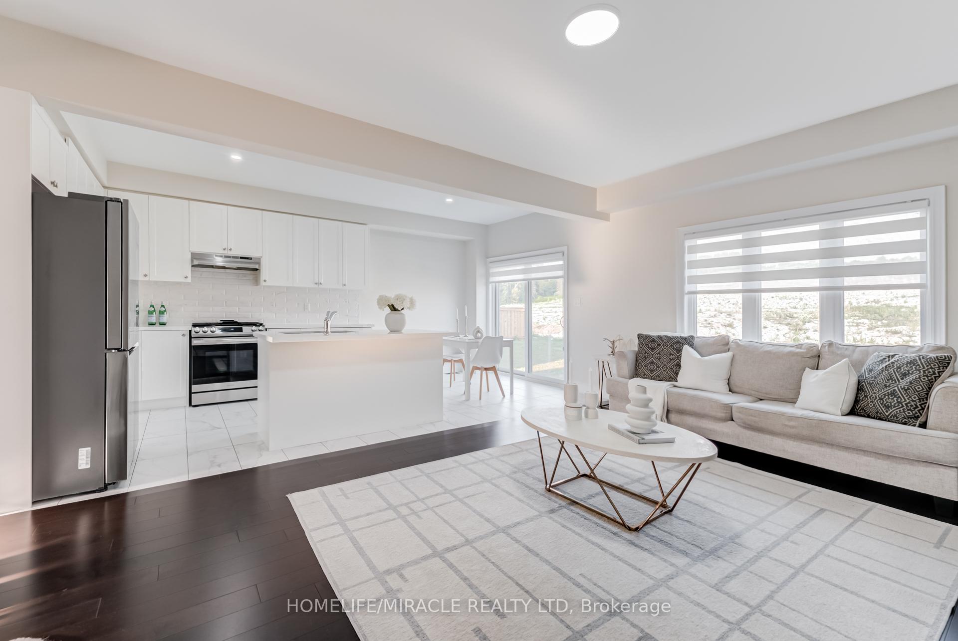 Photo 22 of 121 Kennedy Boulevard, New Tecumseth, Alliston — HOMEH