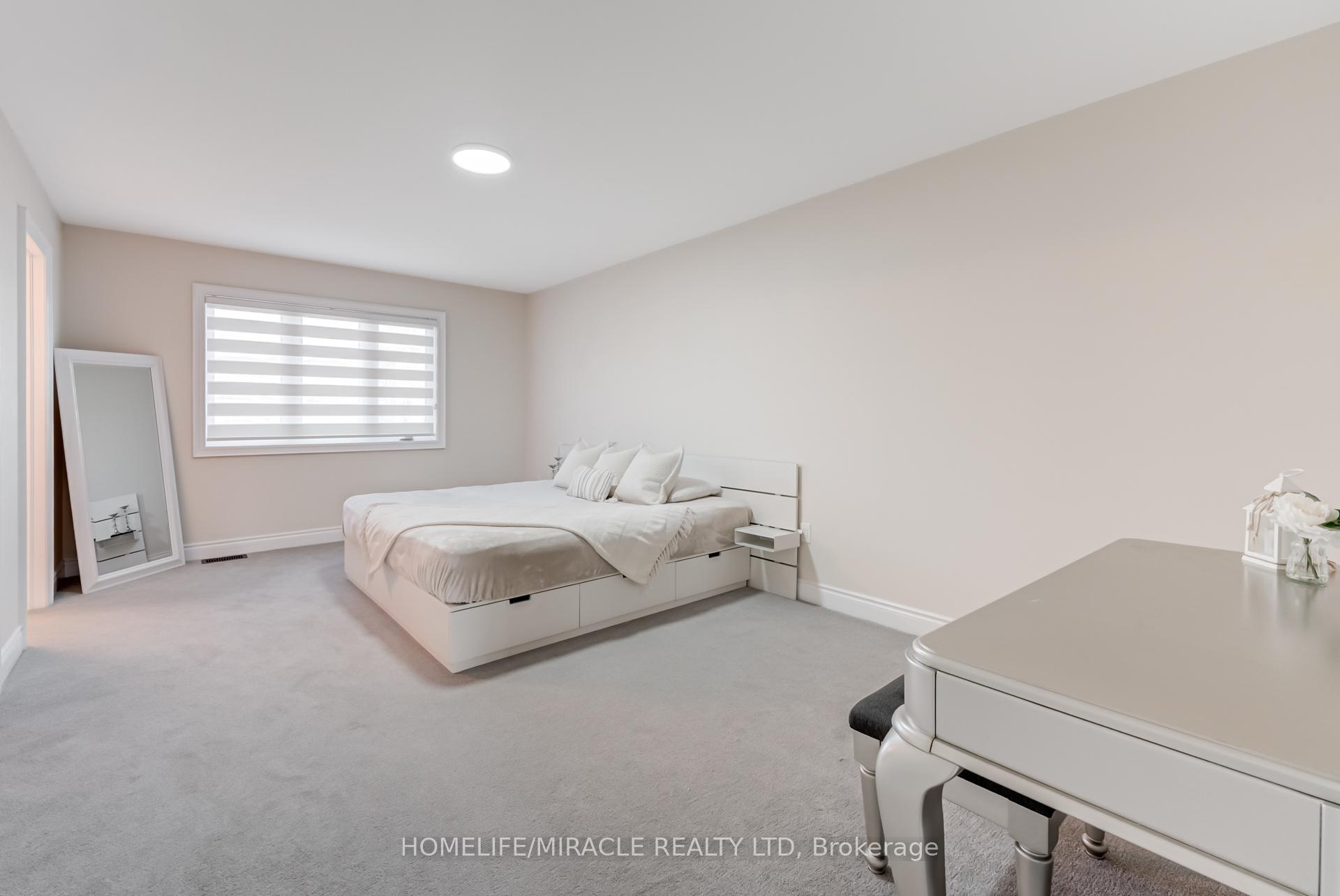 Photo 37 of 121 Kennedy Boulevard, New Tecumseth, Alliston — HOMEH