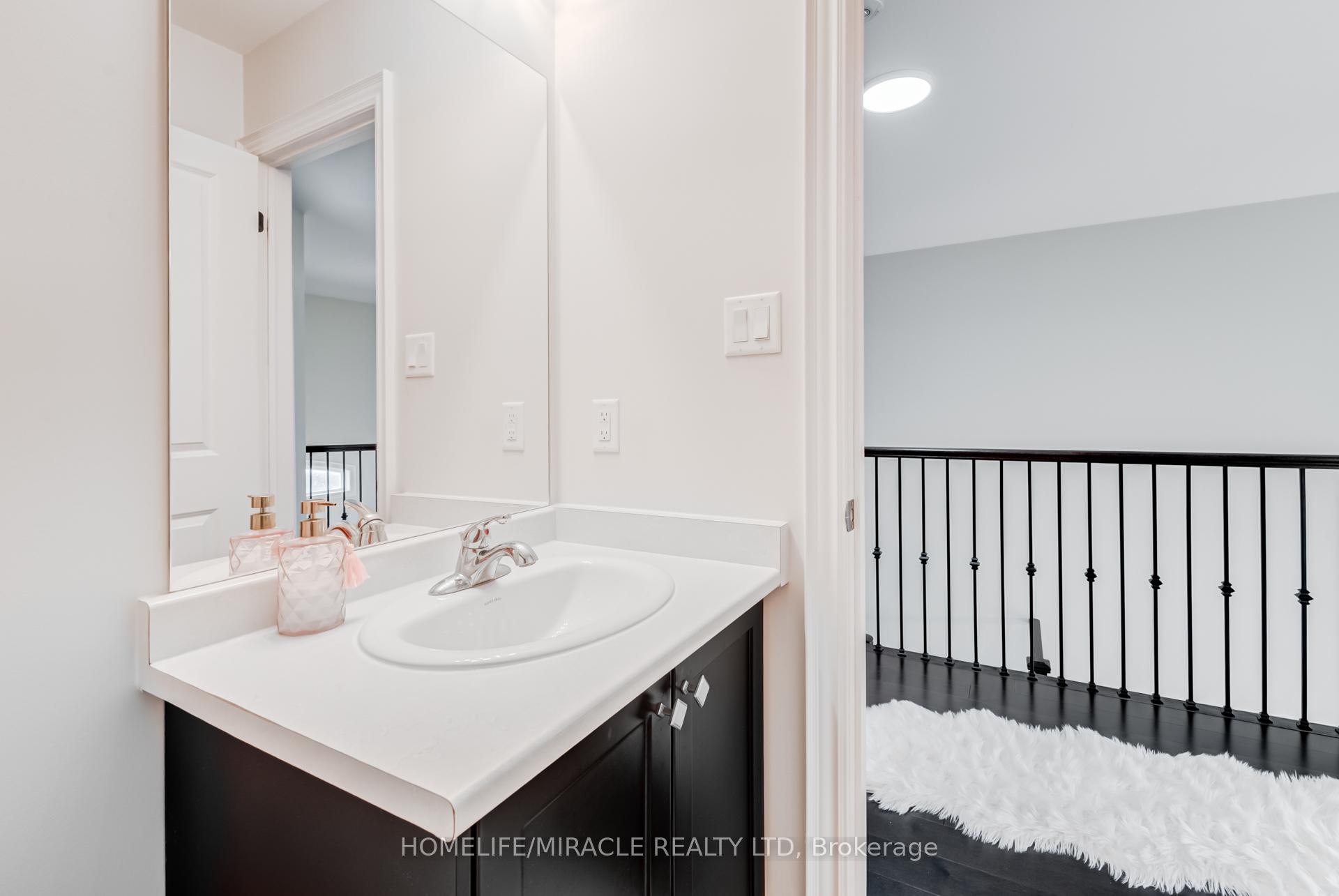 Photo 30 of 121 Kennedy Boulevard, New Tecumseth, Alliston — HOMEH