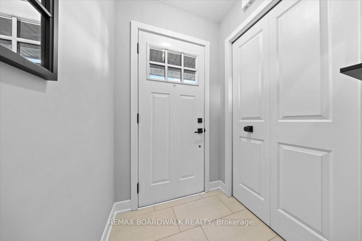 Photo 3 of 171 Ferrara Drive, Smiths Falls — HOMEH