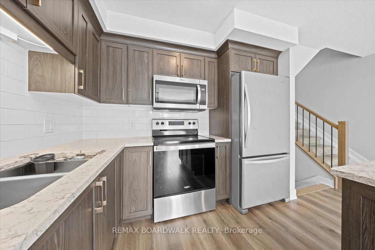 Photo 13 of 171 Ferrara Drive, Smiths Falls — HOMEH