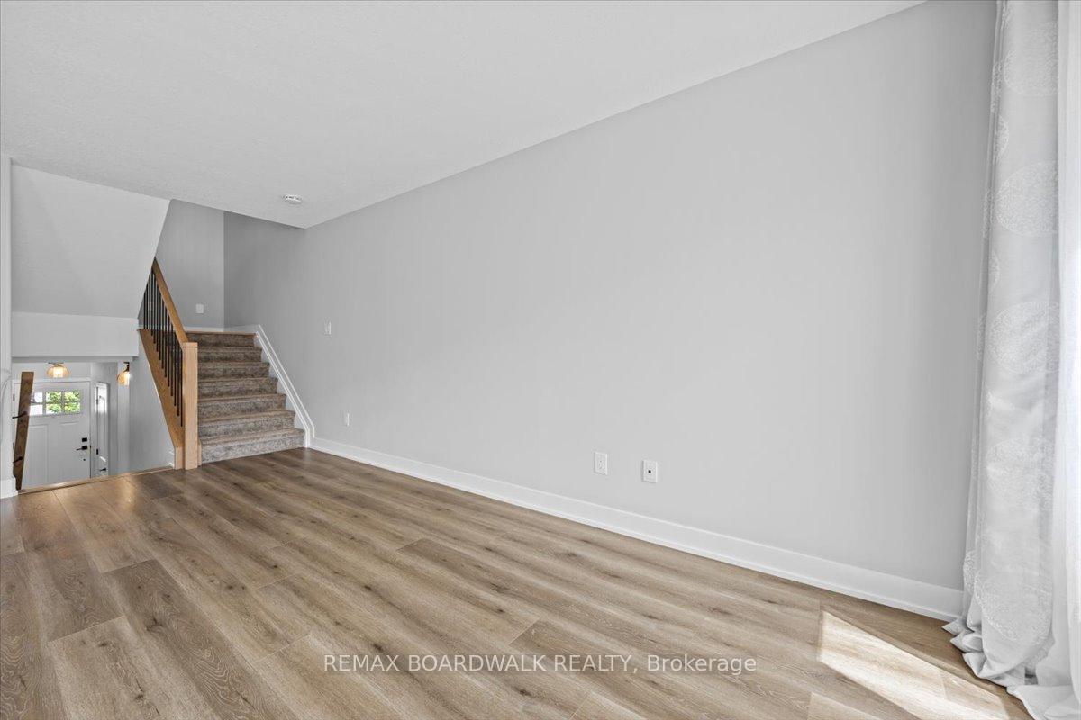 Photo 12 of 171 Ferrara Drive, Smiths Falls — HOMEH
