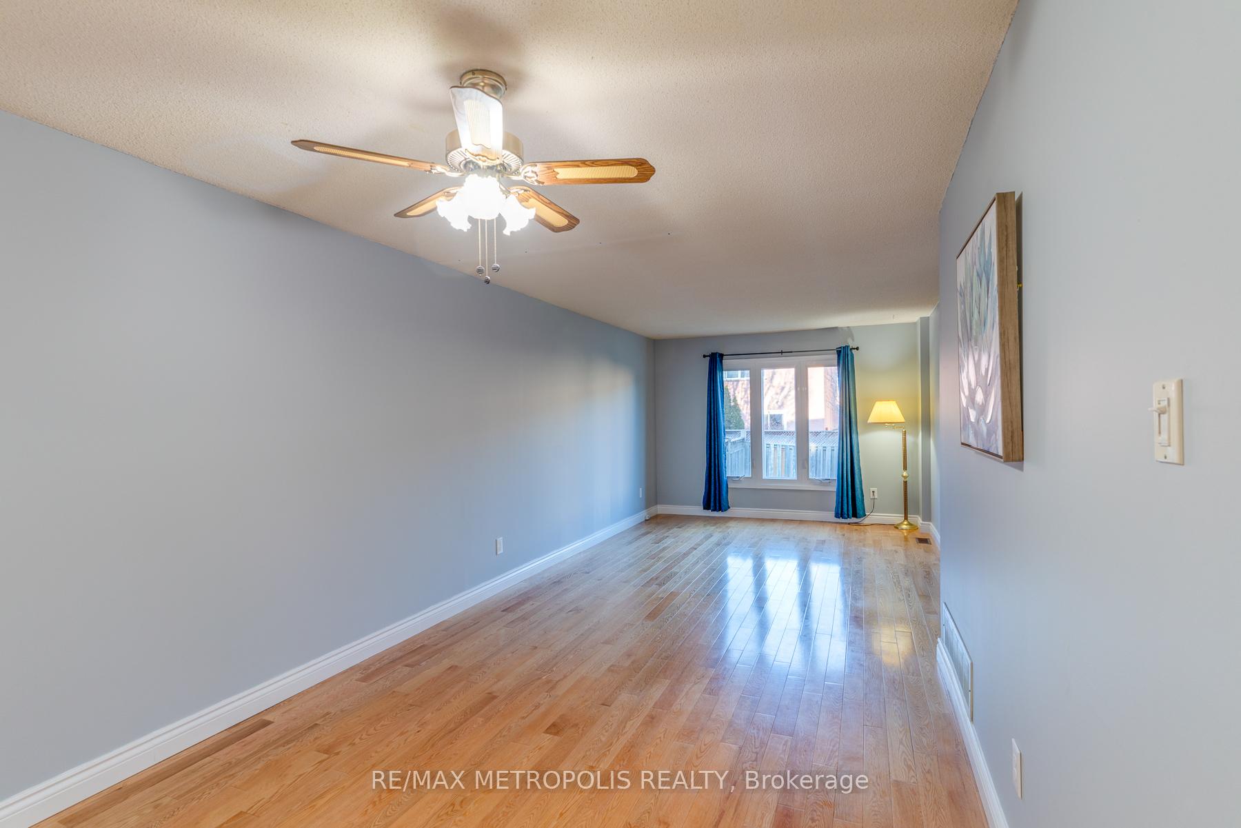 Photo 7 of Unit Main, 113 Cimmaron Street, Markham, Middlefield — HOMEH