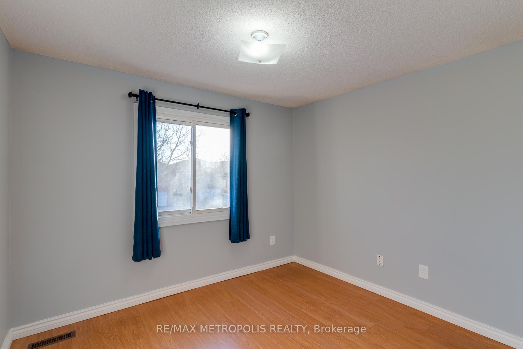 Photo 13 of Unit Main, 113 Cimmaron Street, Markham, Middlefield — HOMEH