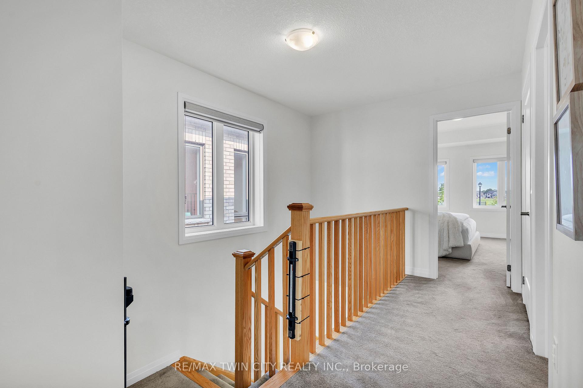 Photo 34 of 35 Crossmore Crescent, Cambridge — HOMEH