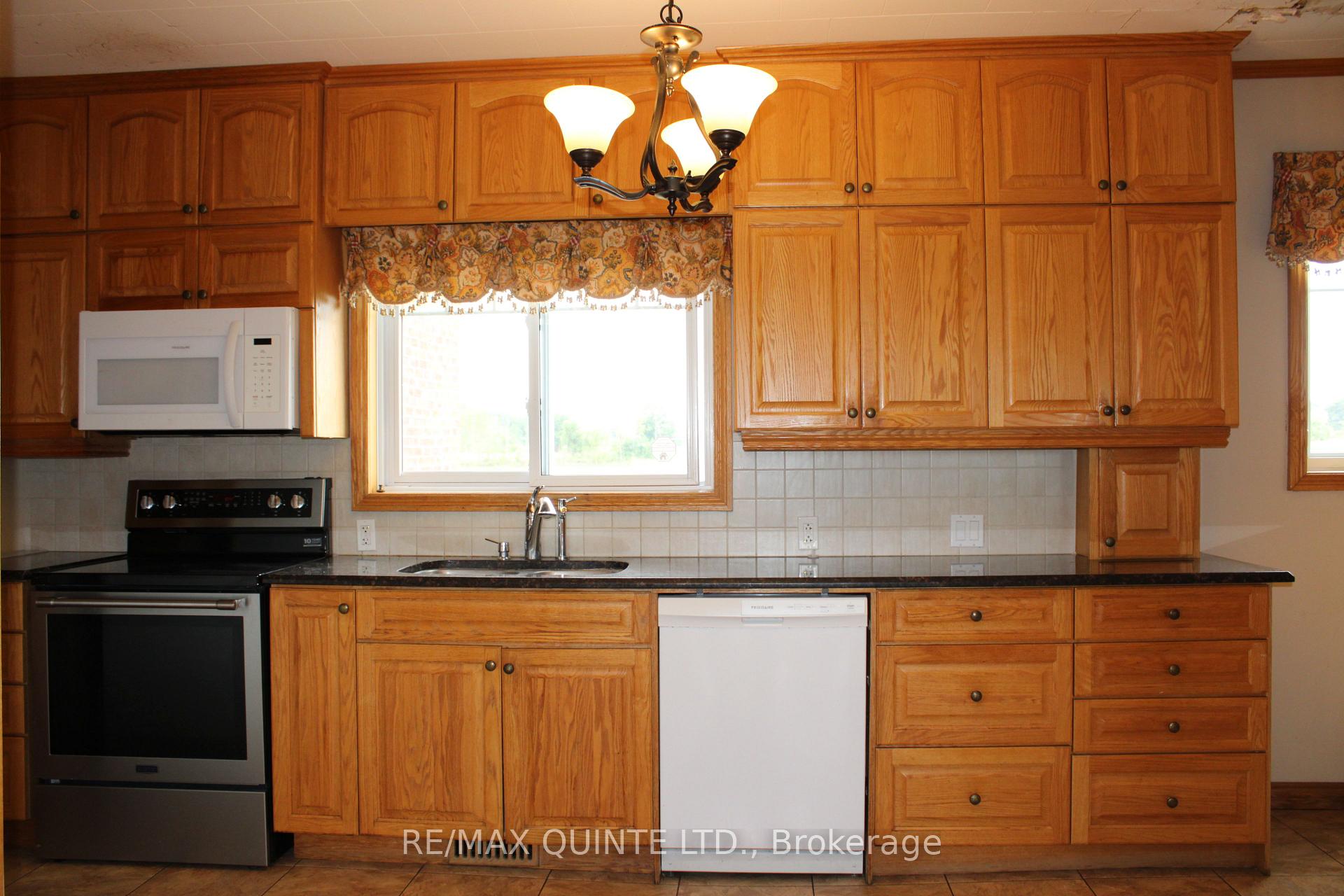 Photo 29 of 472 Maple Road, Stirling-Rawdon, Stirling Ward — HOMEH