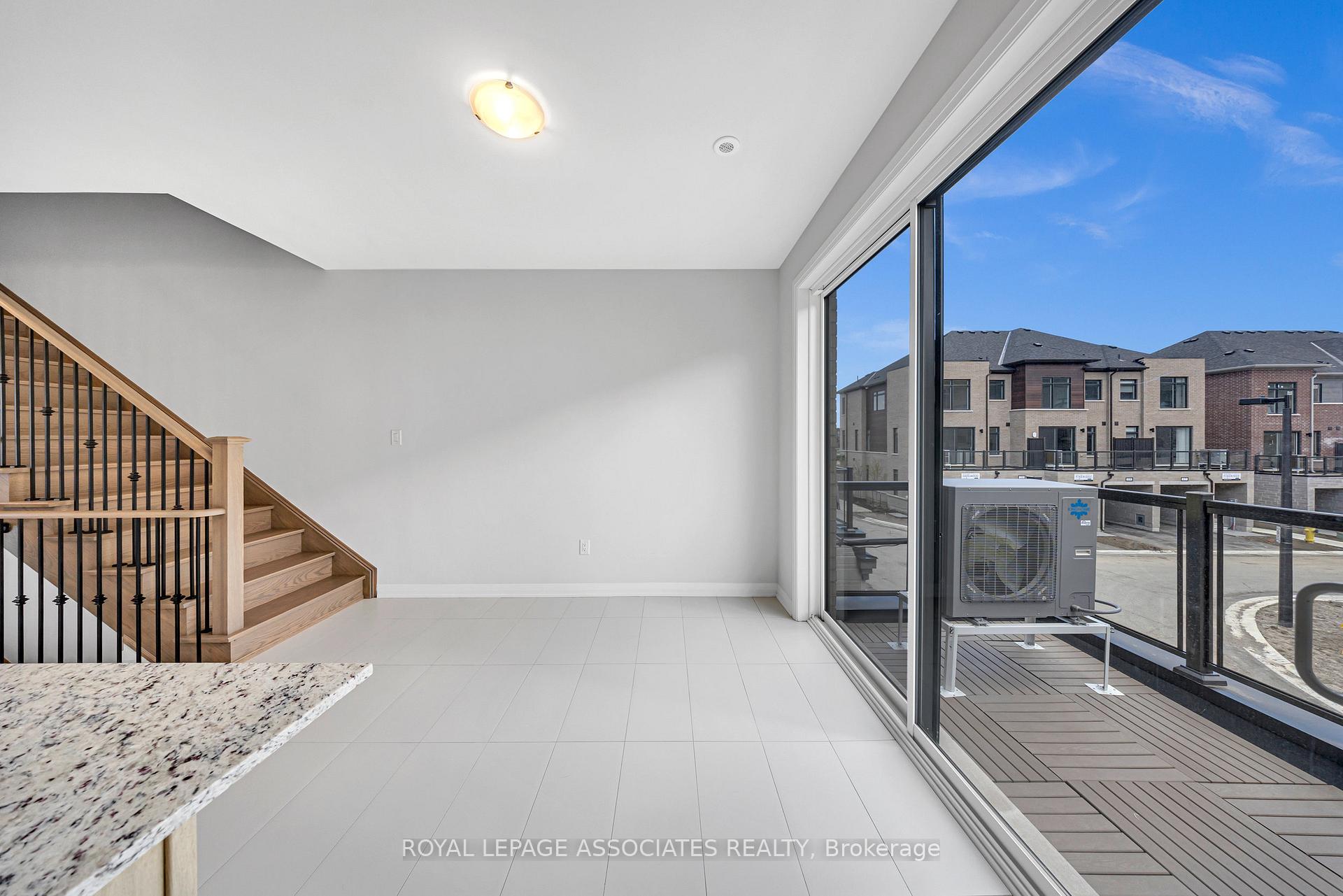 Photo 11 of 81 Rustle Wood Avenue, Markham, Cornell — HOMEH