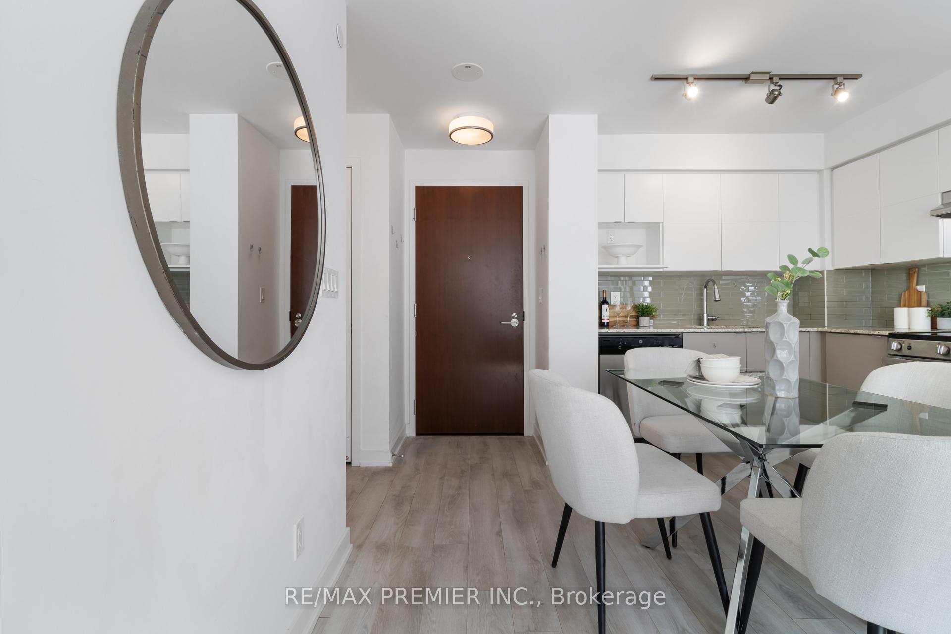 Photo 10 of Unit 303, 120 Varna Drive, Toronto, Englemount-Lawrence — HOMEH