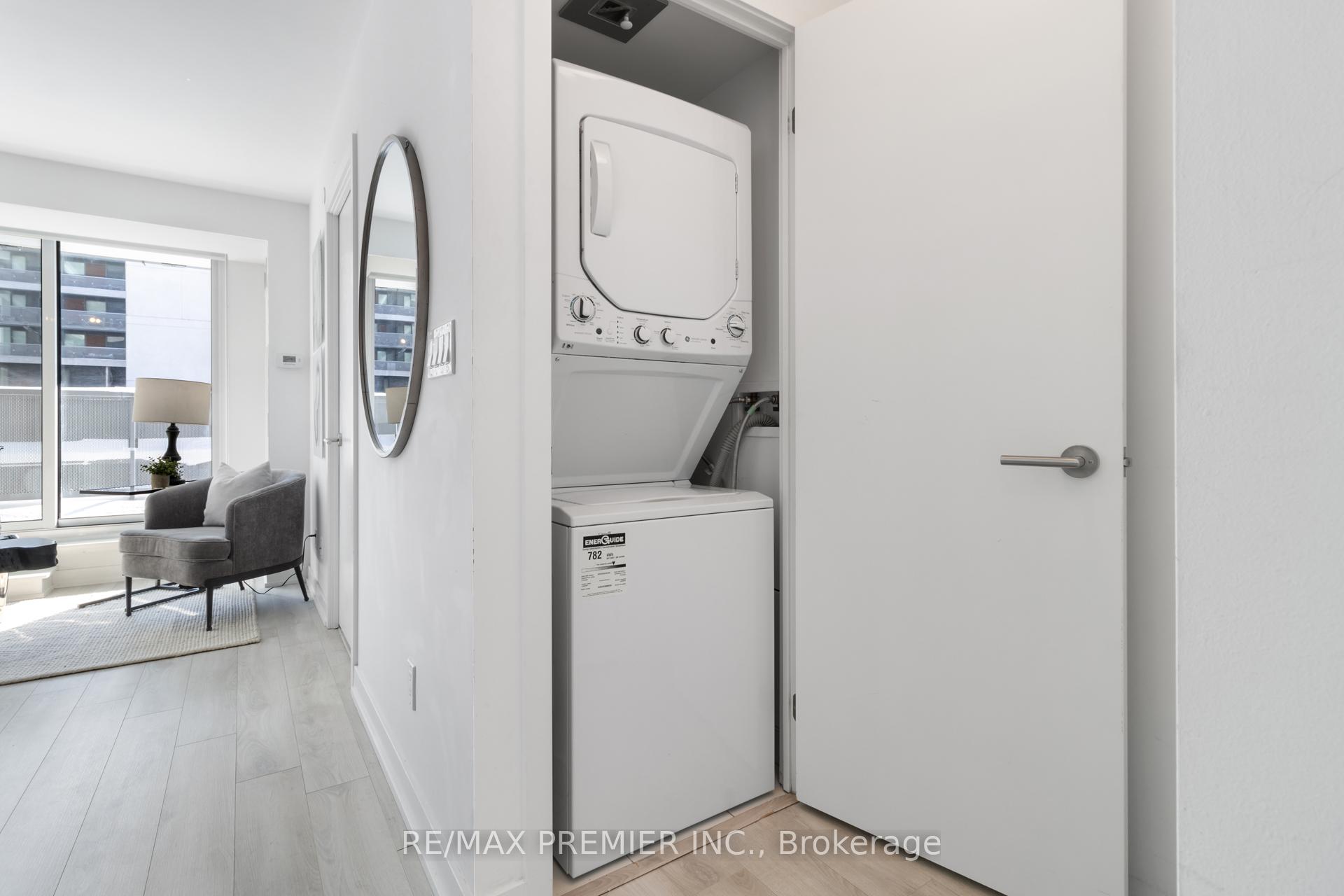 Photo 12 of Unit 303, 120 Varna Drive, Toronto, Englemount-Lawrence — HOMEH
