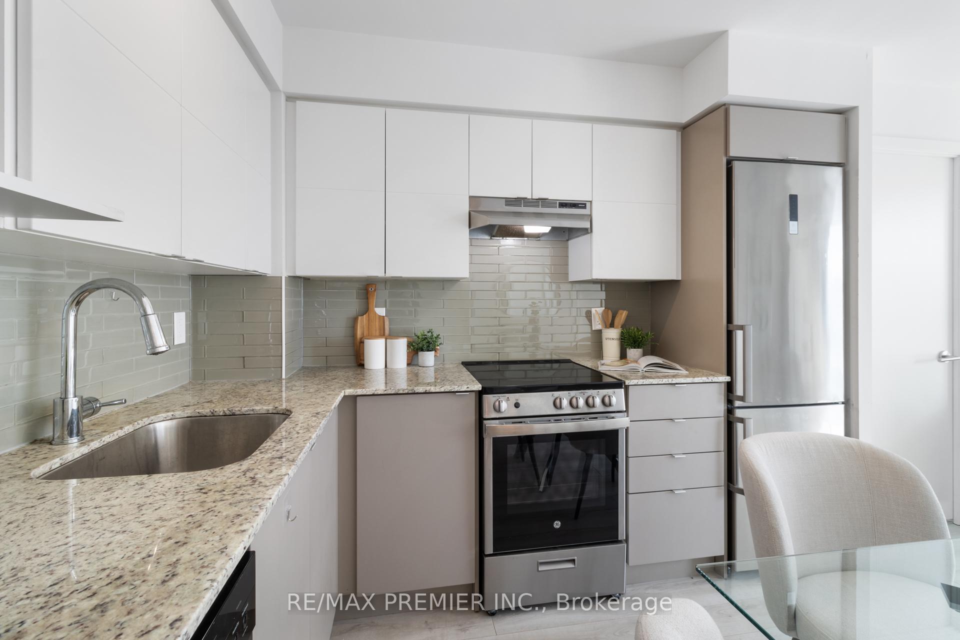 Photo 17 of Unit 303, 120 Varna Drive, Toronto, Englemount-Lawrence — HOMEH