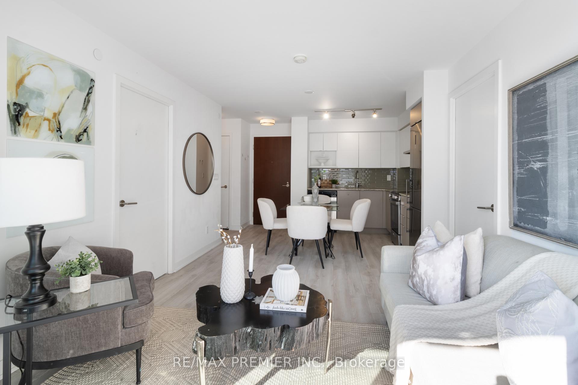 Photo 19 of Unit 303, 120 Varna Drive, Toronto, Englemount-Lawrence — HOMEH