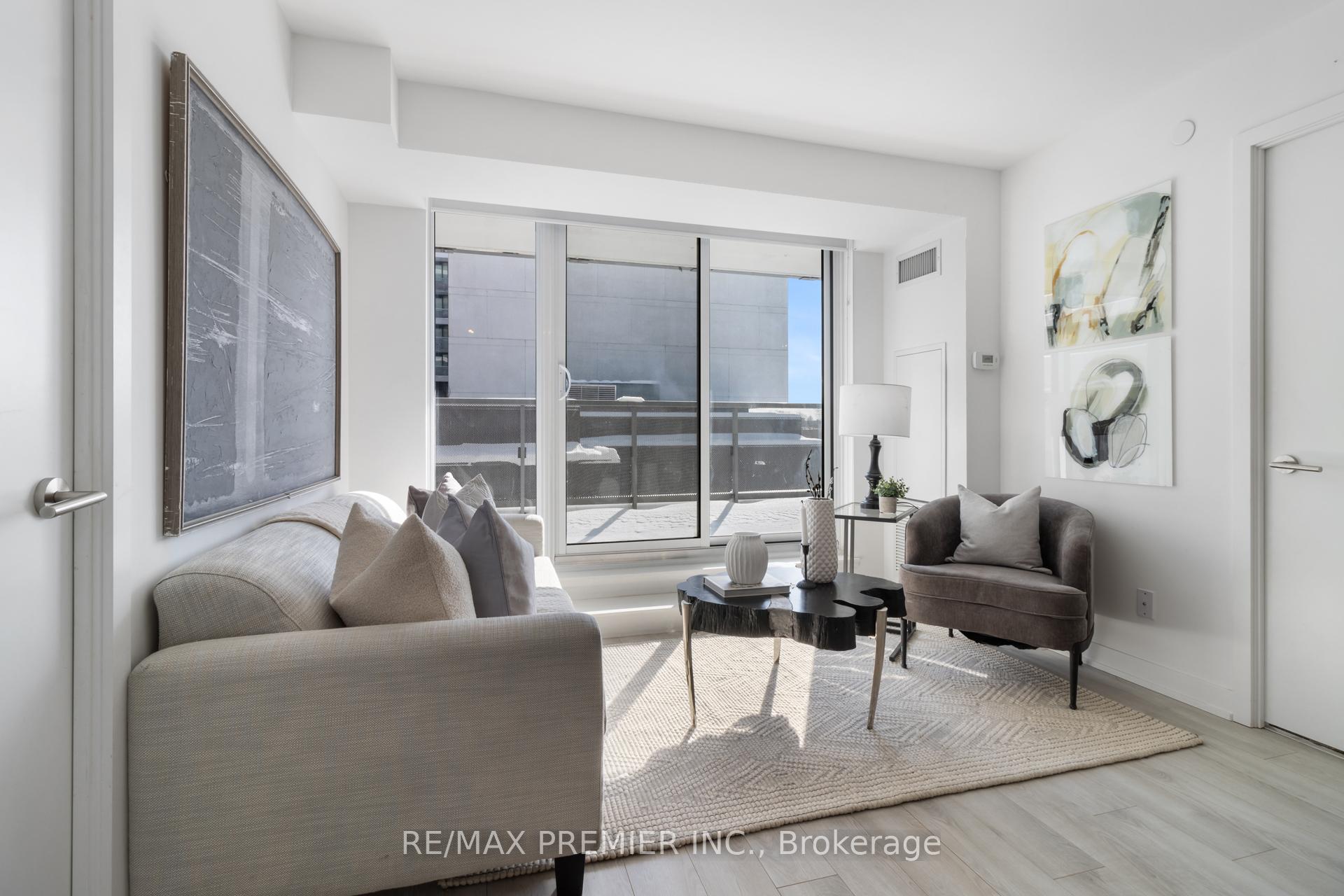 Photo 24 of Unit 303, 120 Varna Drive, Toronto, Englemount-Lawrence — HOMEH