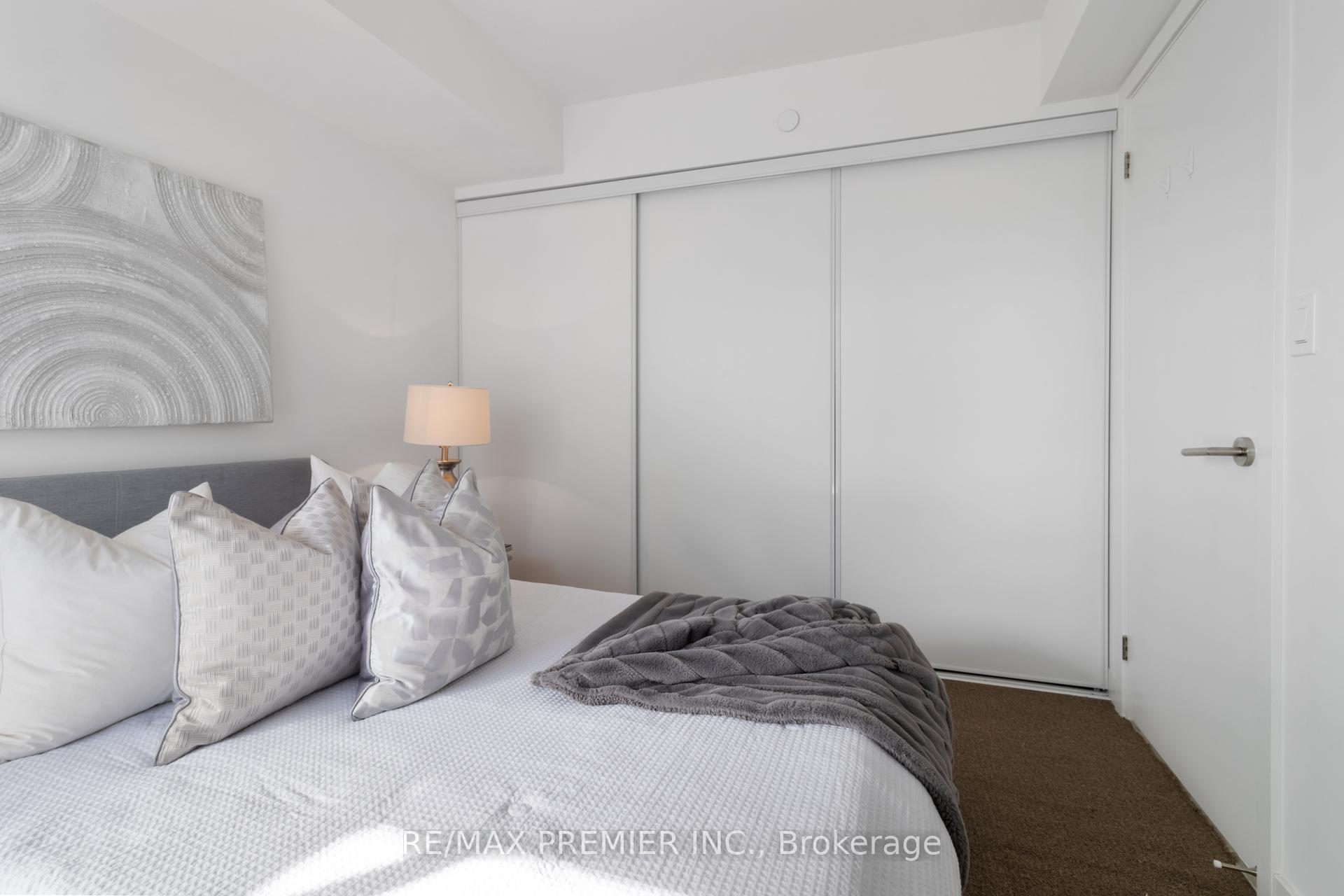 Photo 33 of Unit 303, 120 Varna Drive, Toronto, Englemount-Lawrence — HOMEH