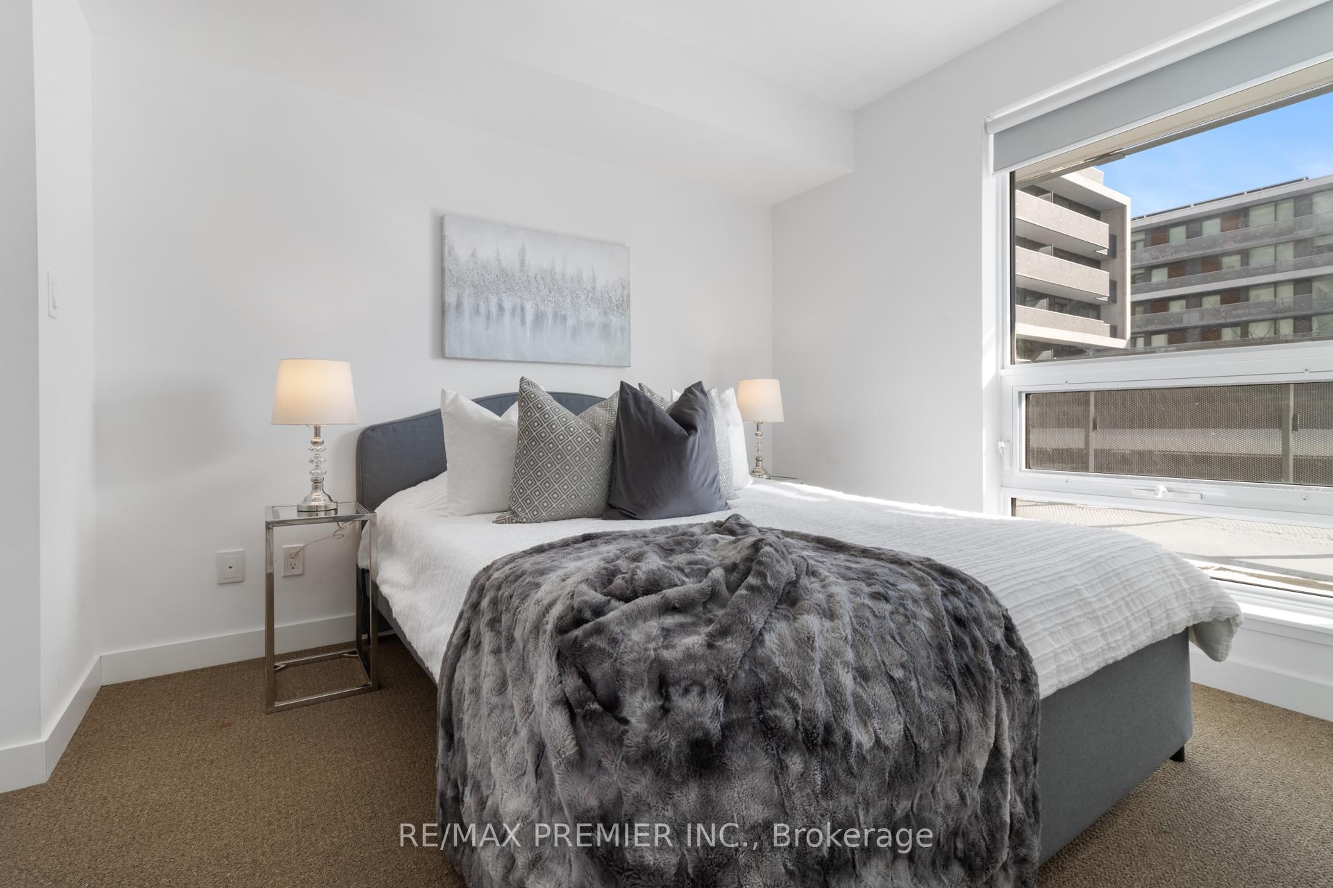 Photo 32 of Unit 303, 120 Varna Drive, Toronto, Englemount-Lawrence — HOMEH