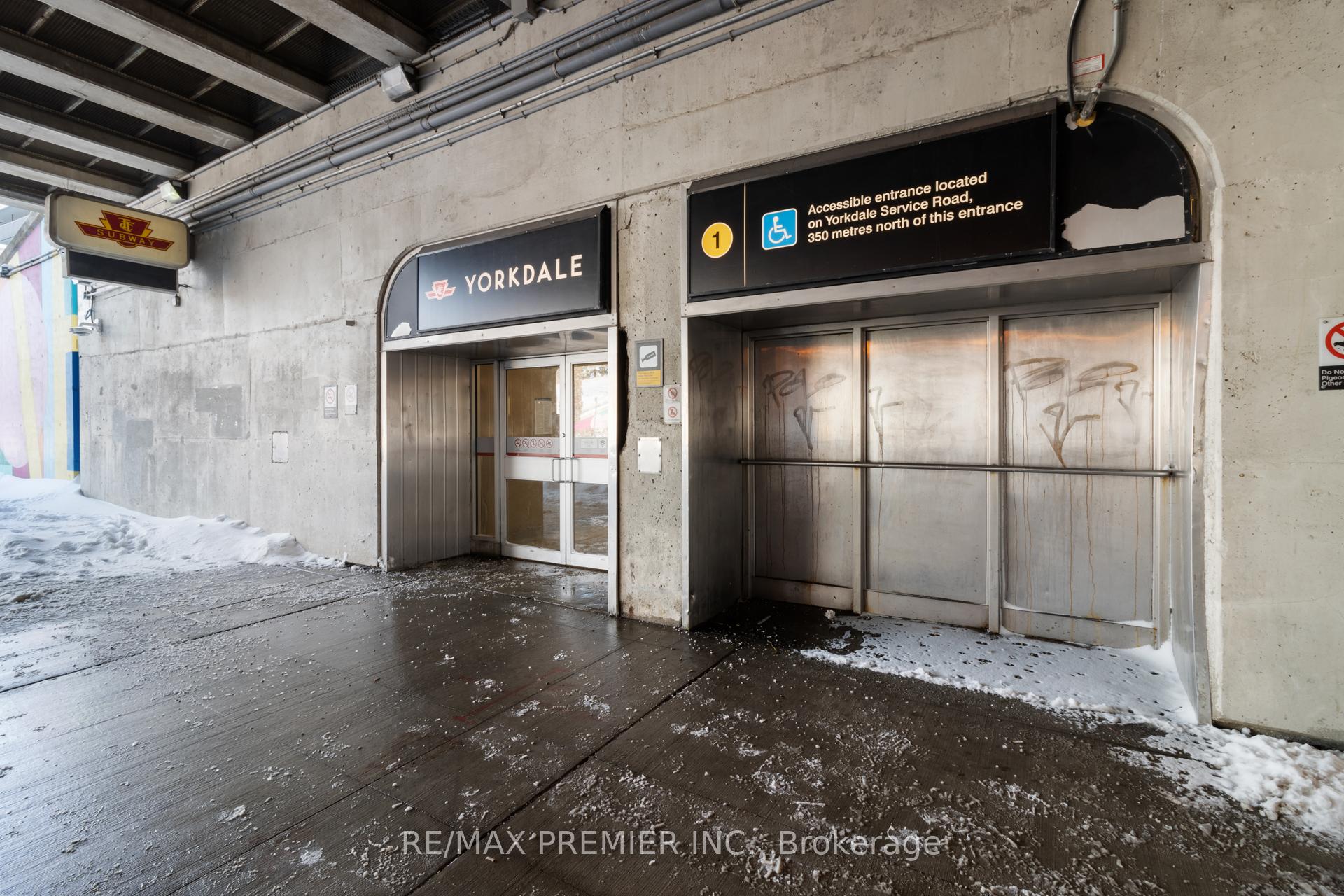 Photo 43 of Unit 303, 120 Varna Drive, Toronto, Englemount-Lawrence — HOMEH