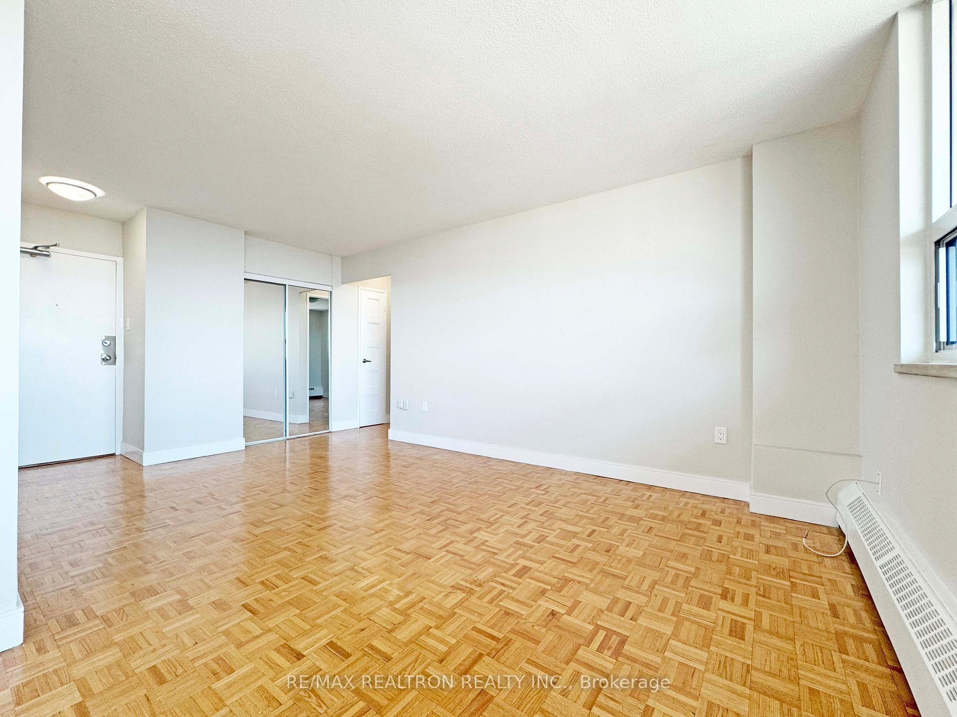 Photo 1 of Unit 1102, 1500 Bathurst Street, Toronto, Humewood-Cedarvale — HOMEH