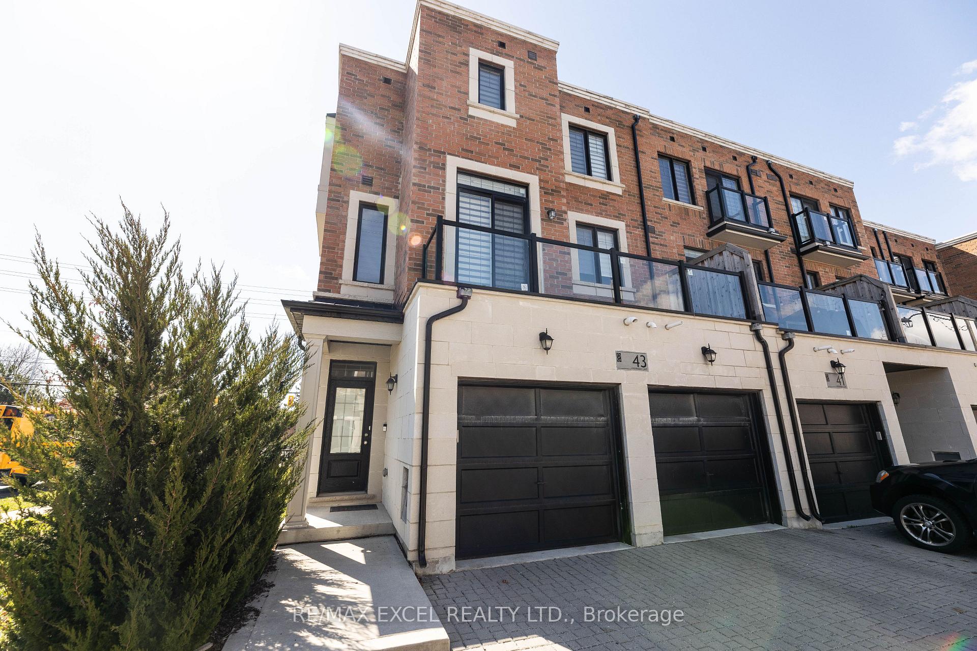 Photo 15 of 43 Hyderabad Lane, Markham, Greensborough — HOMEH