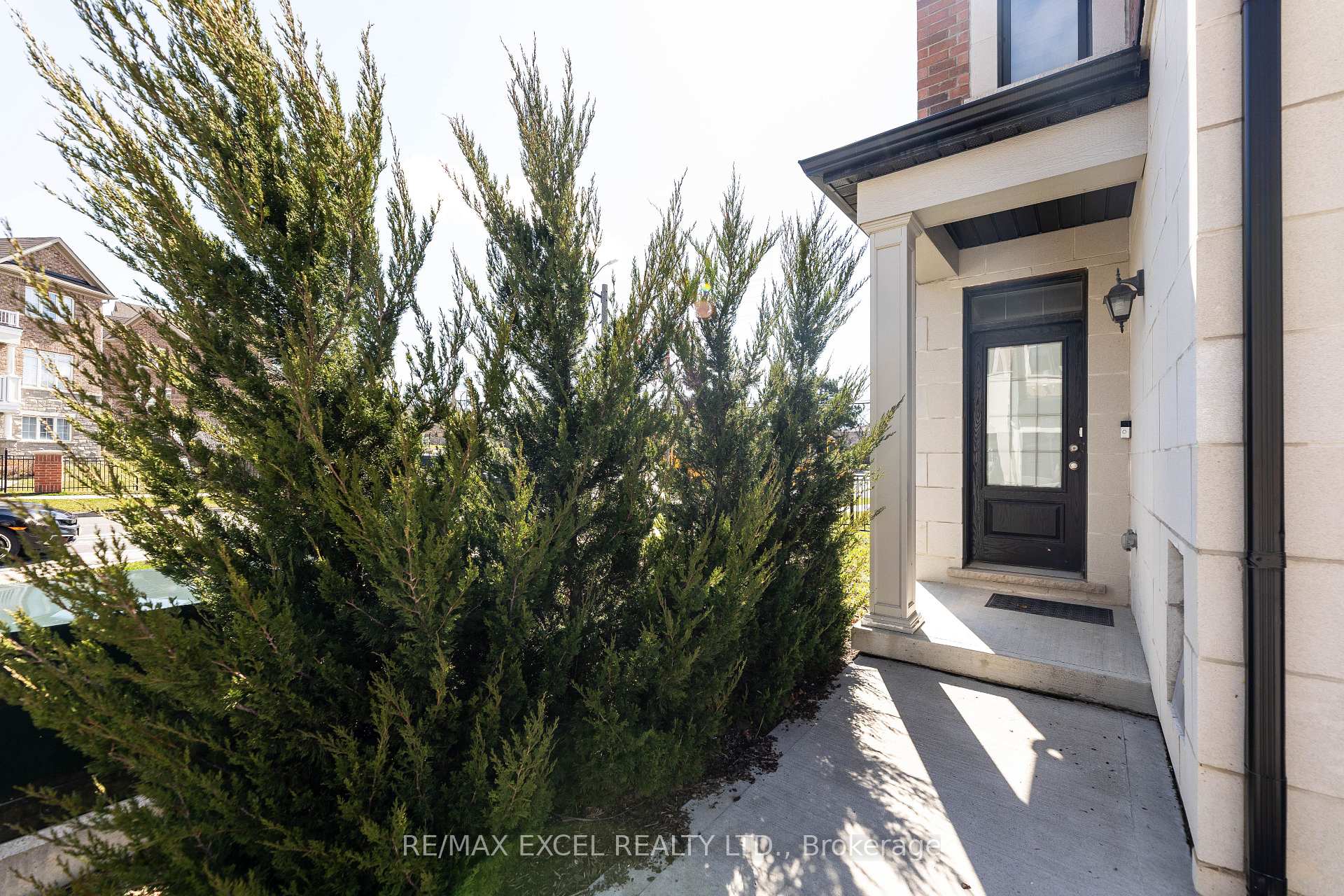 Photo 11 of 43 Hyderabad Lane, Markham, Greensborough — HOMEH