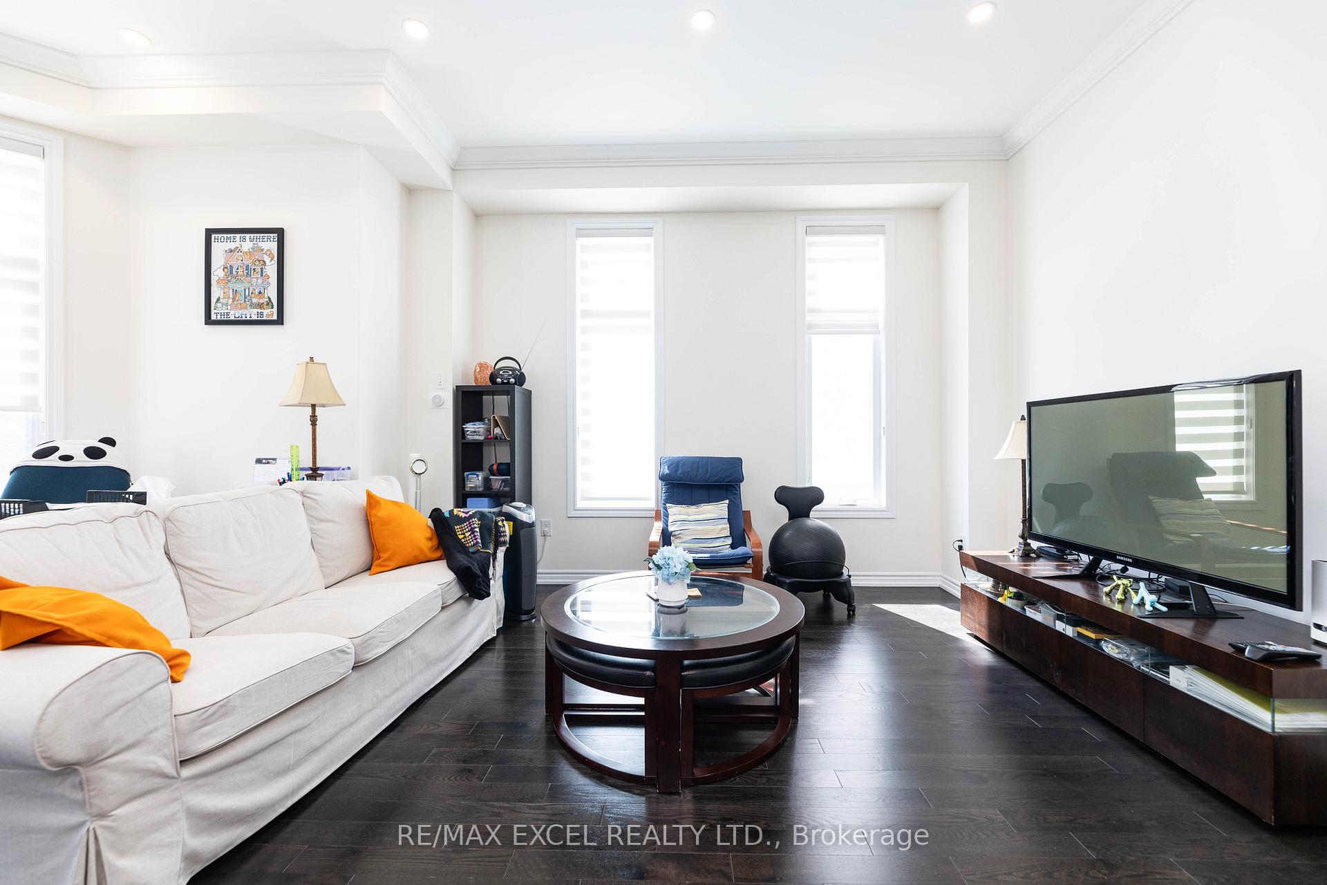 Photo 21 of 43 Hyderabad Lane, Markham, Greensborough — HOMEH