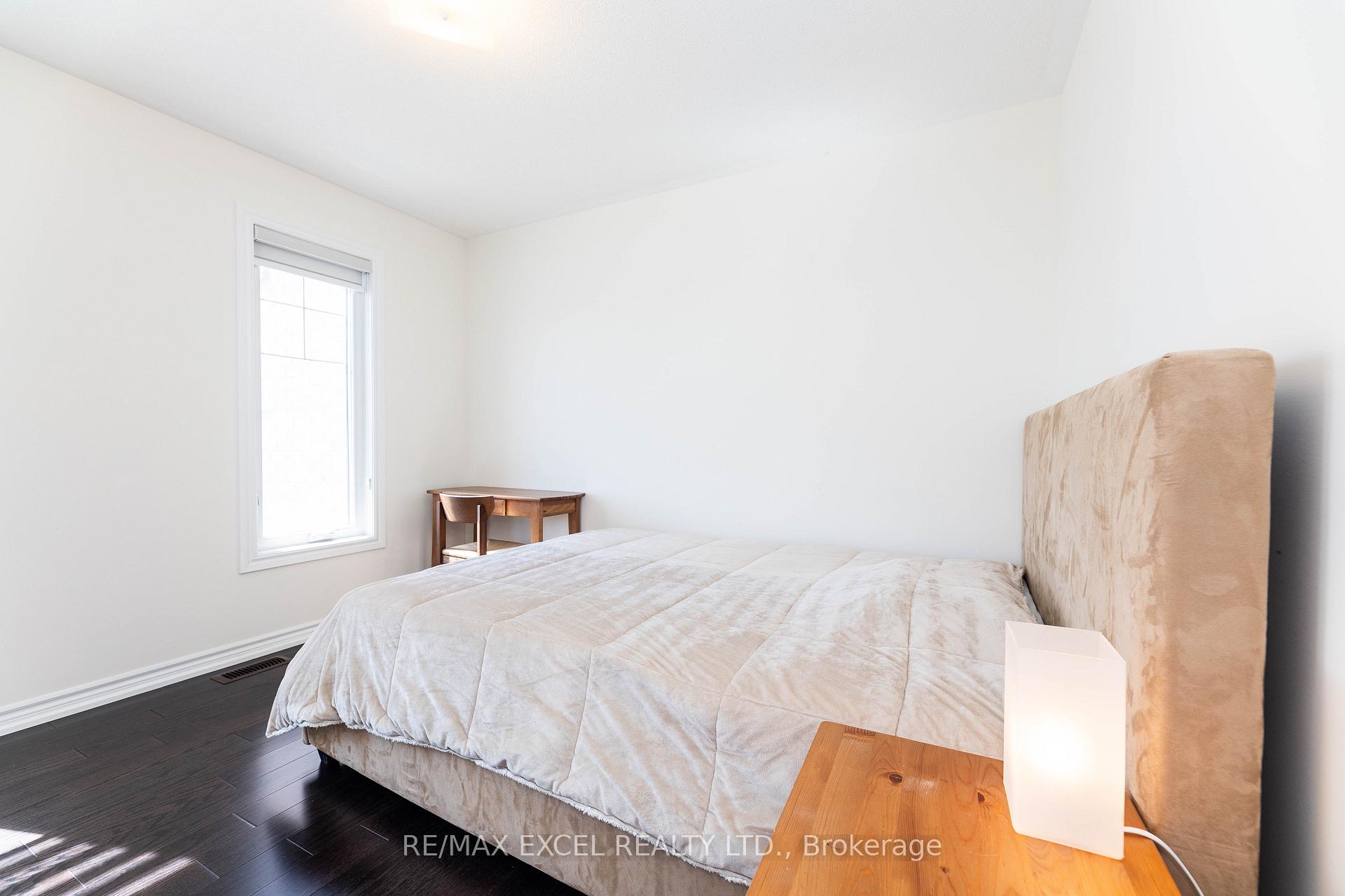 Photo 20 of 43 Hyderabad Lane, Markham, Greensborough — HOMEH