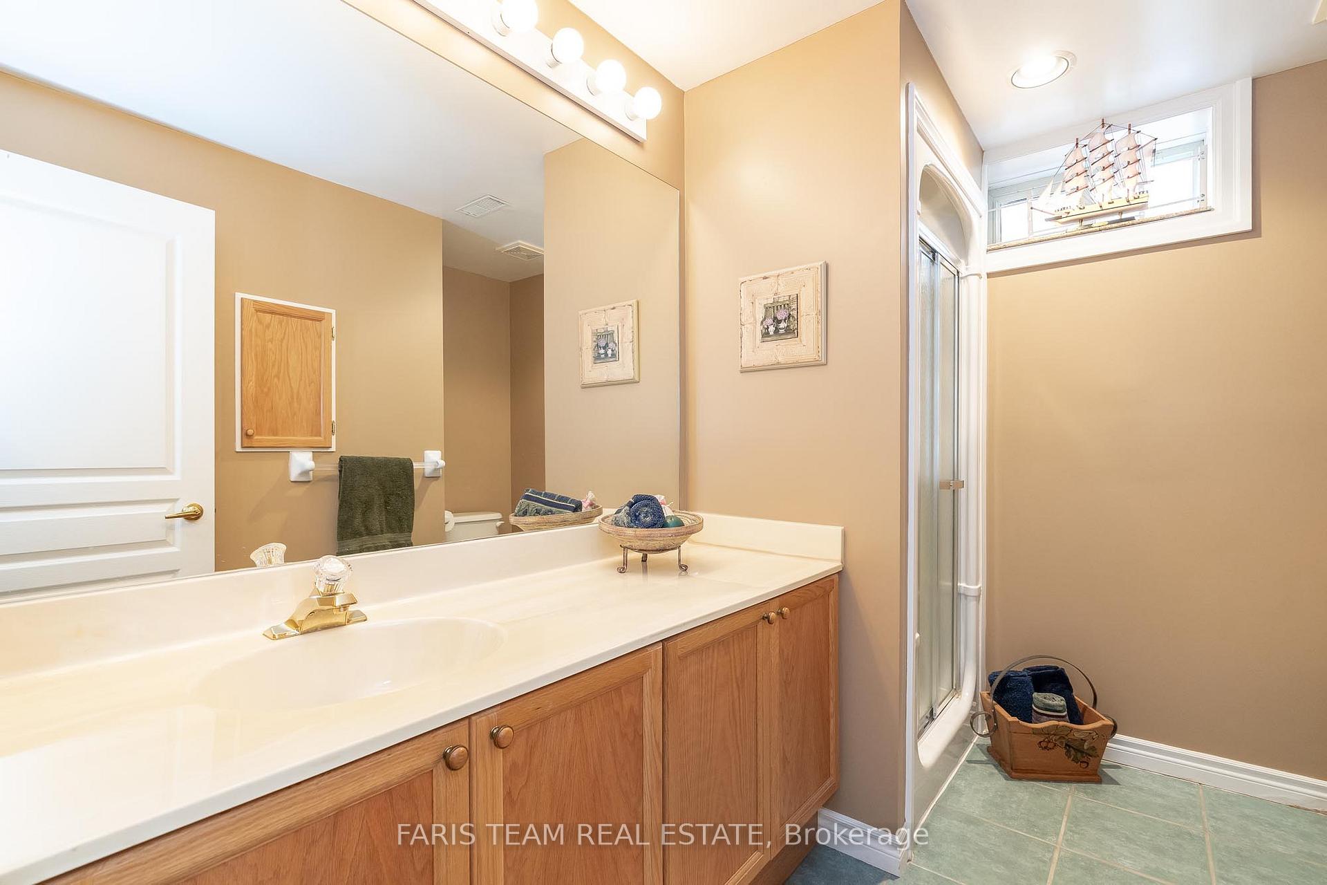 Photo 23 of 443 Aberdeen Boulevard, Midland — HOMEH