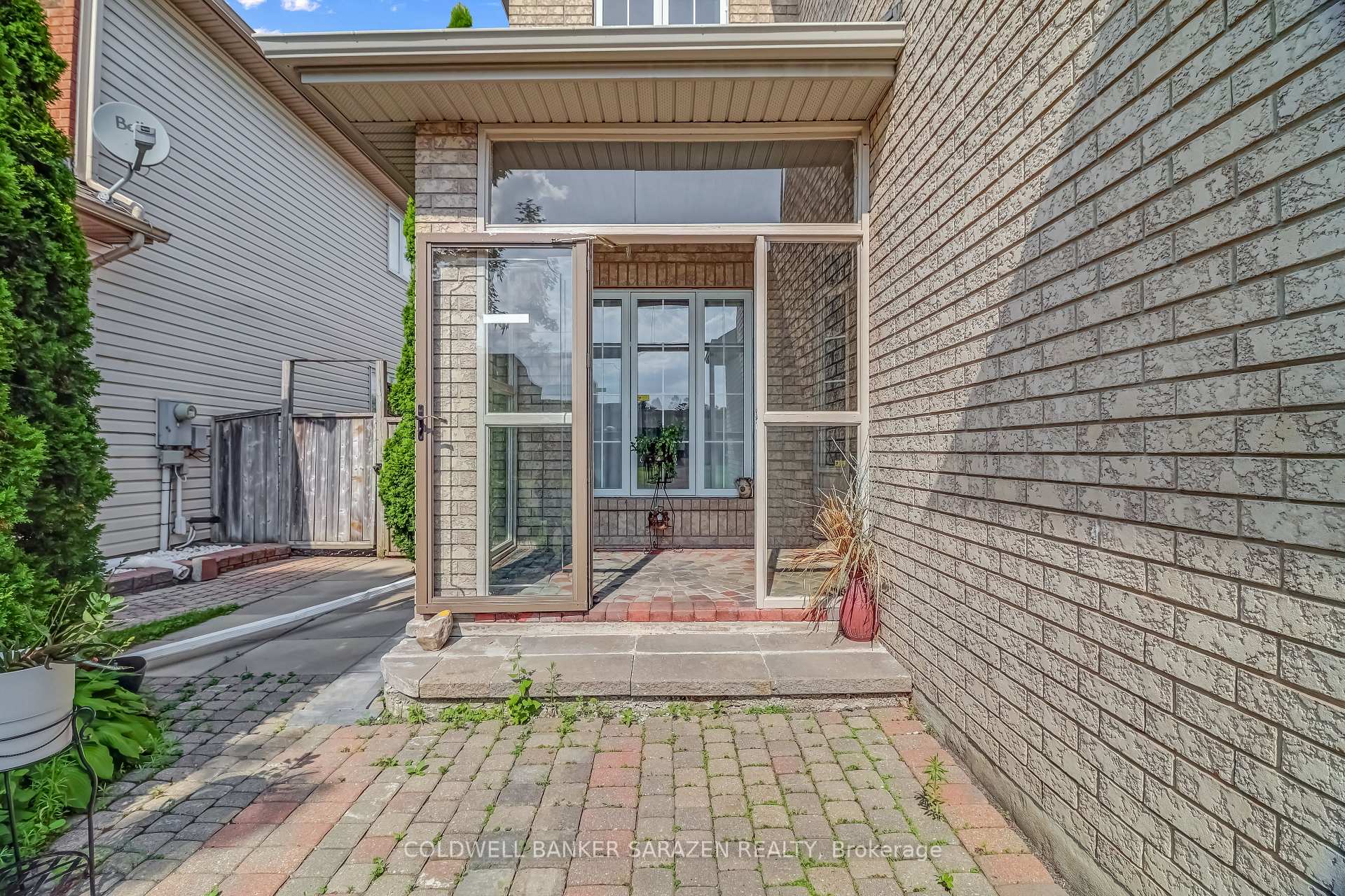 Photo 20 of 2014 Jasper Avenue W, Ottawa, Ellwood — HOMEH