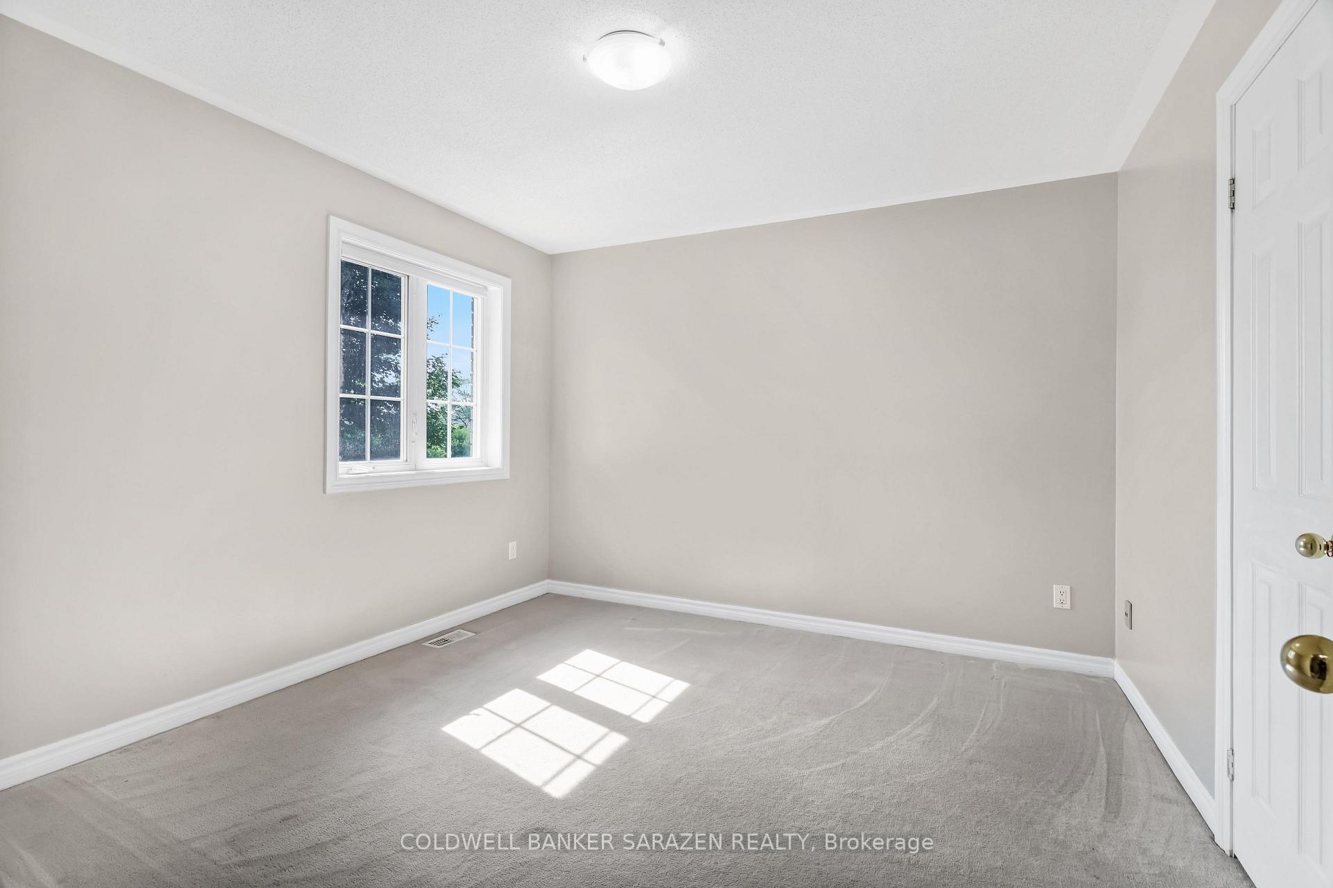Photo 11 of 2014 Jasper Avenue W, Ottawa, Ellwood — HOMEH