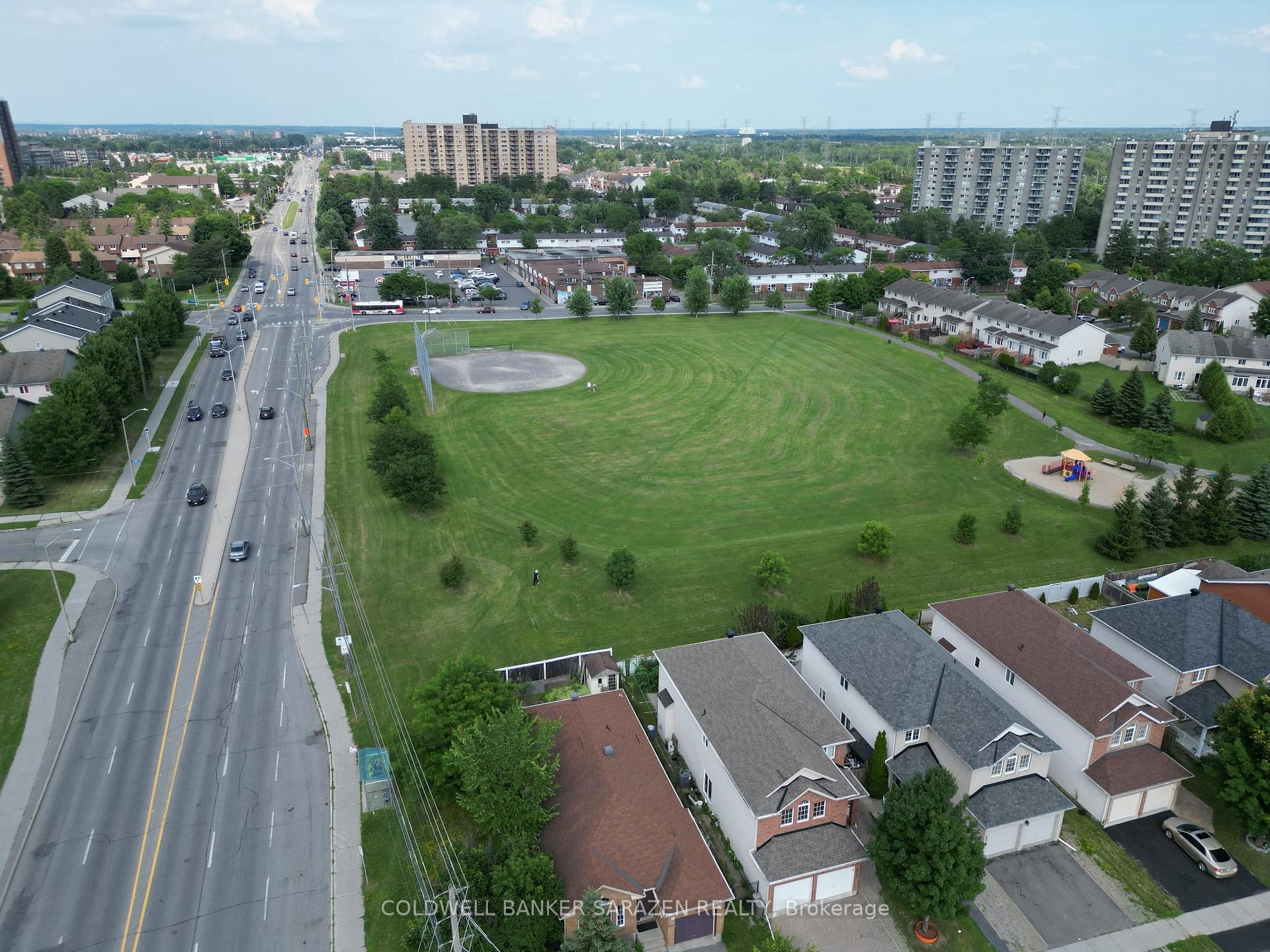 Photo 12 of 2014 Jasper Avenue W, Ottawa, Ellwood — HOMEH