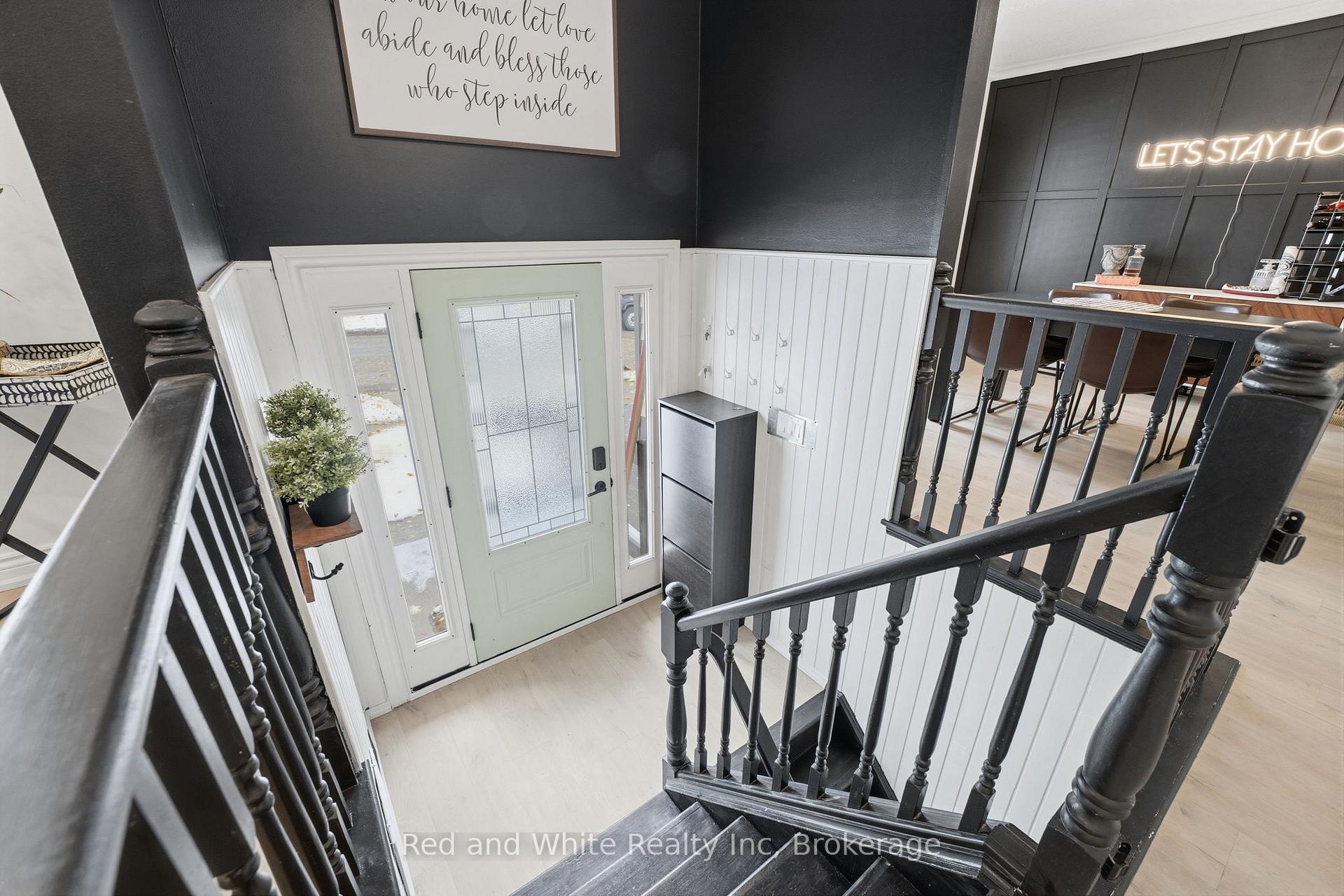 Photo 4 of 104 Cindy Avenue, Cambridge — HOMEH