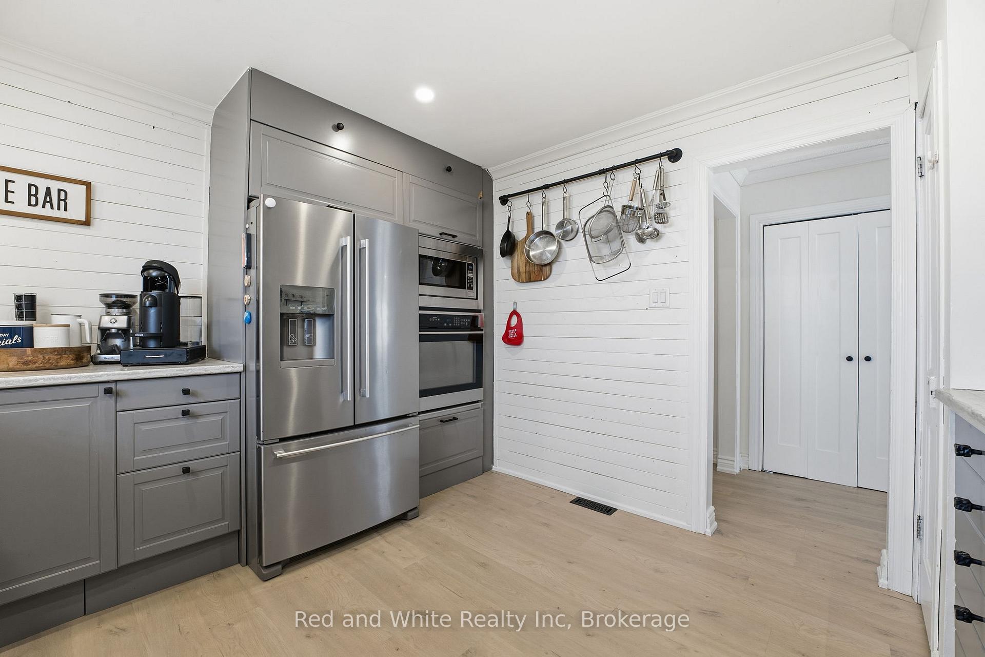 Photo 25 of 104 Cindy Avenue, Cambridge — HOMEH