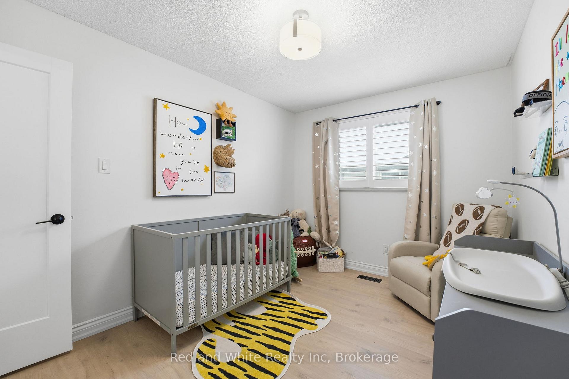 Photo 16 of 104 Cindy Avenue, Cambridge — HOMEH