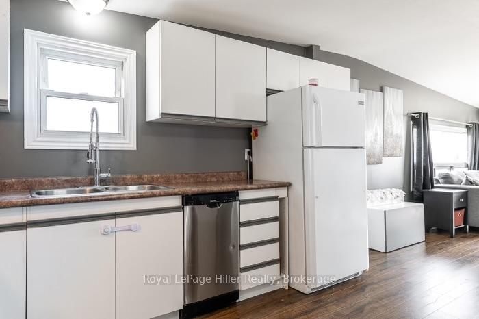 Photo 5 of 120 Ash Road, Perth East, Crystal Lake — HOMEH