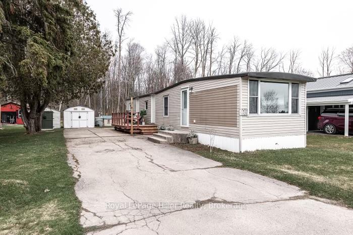 Photo 13 of 120 Ash Road, Perth East, Crystal Lake — HOMEH