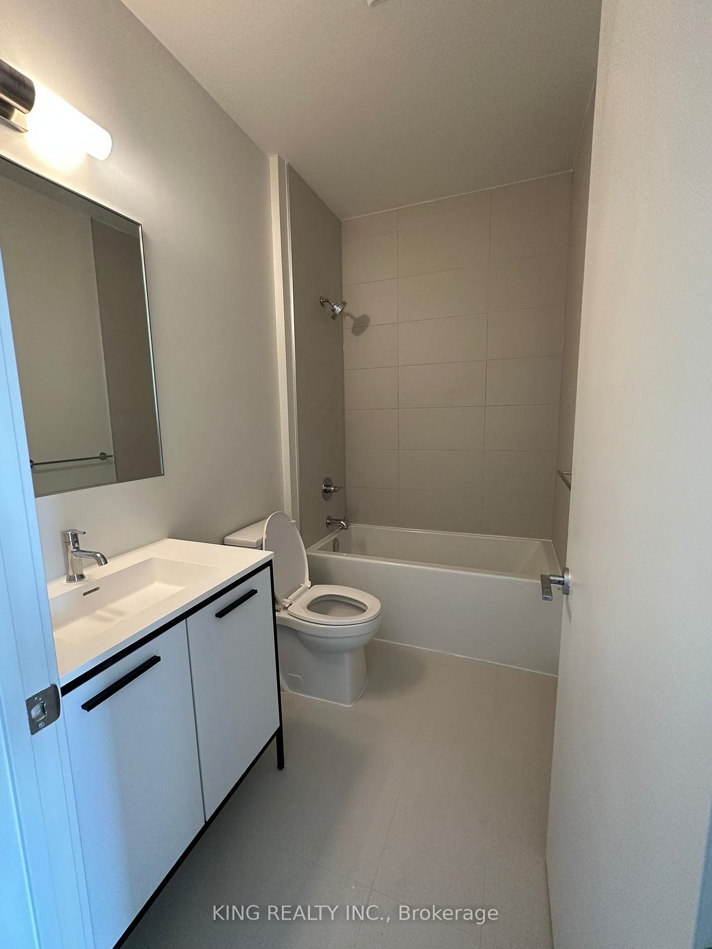 Photo 11 of 82 Windward Drive, Grimsby, Grimsby Beach — HOMEH